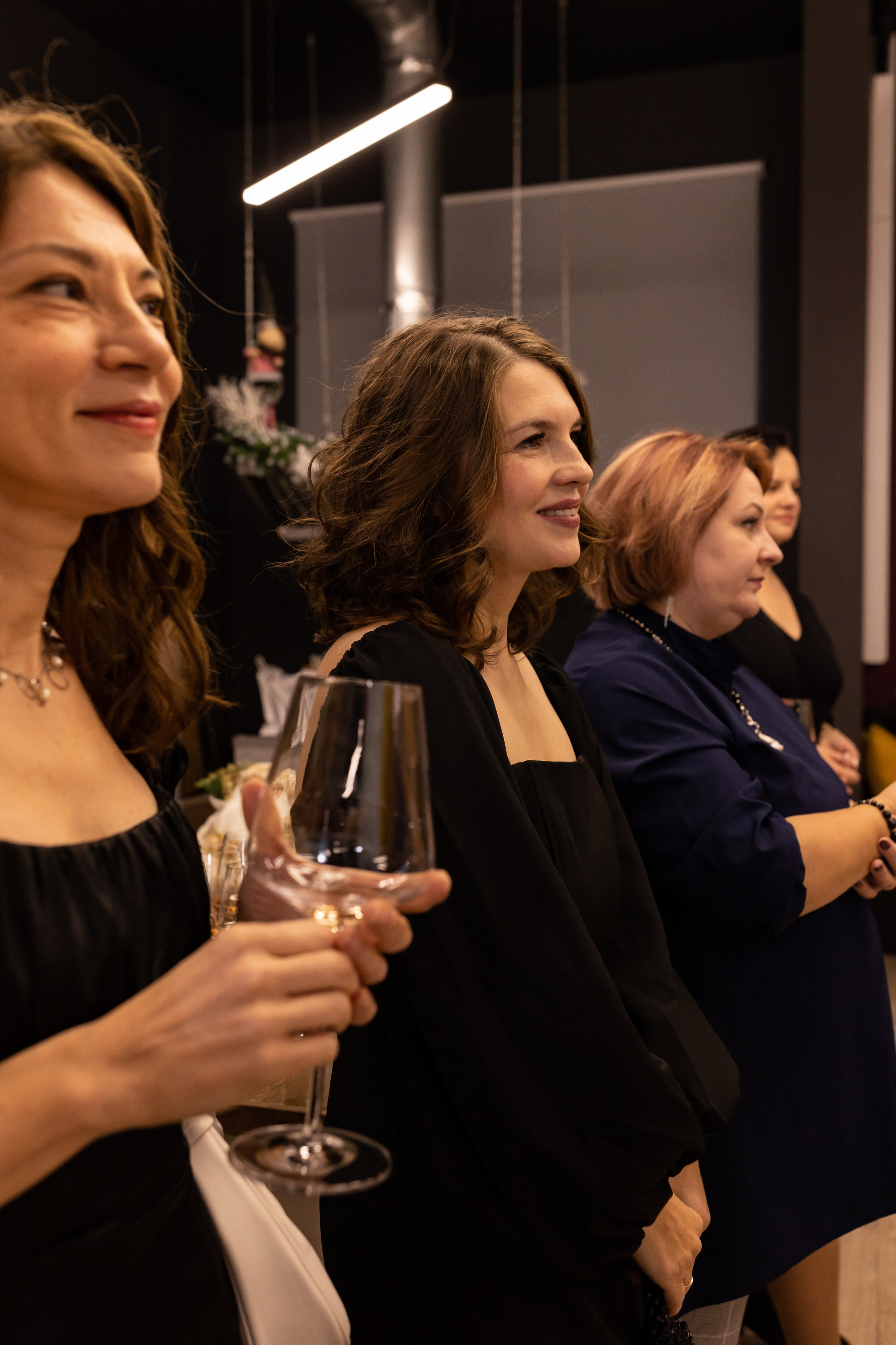 День рождения бизнес клуба «WowWoman». Сказочный фотограф для Вас и Вашей семьи