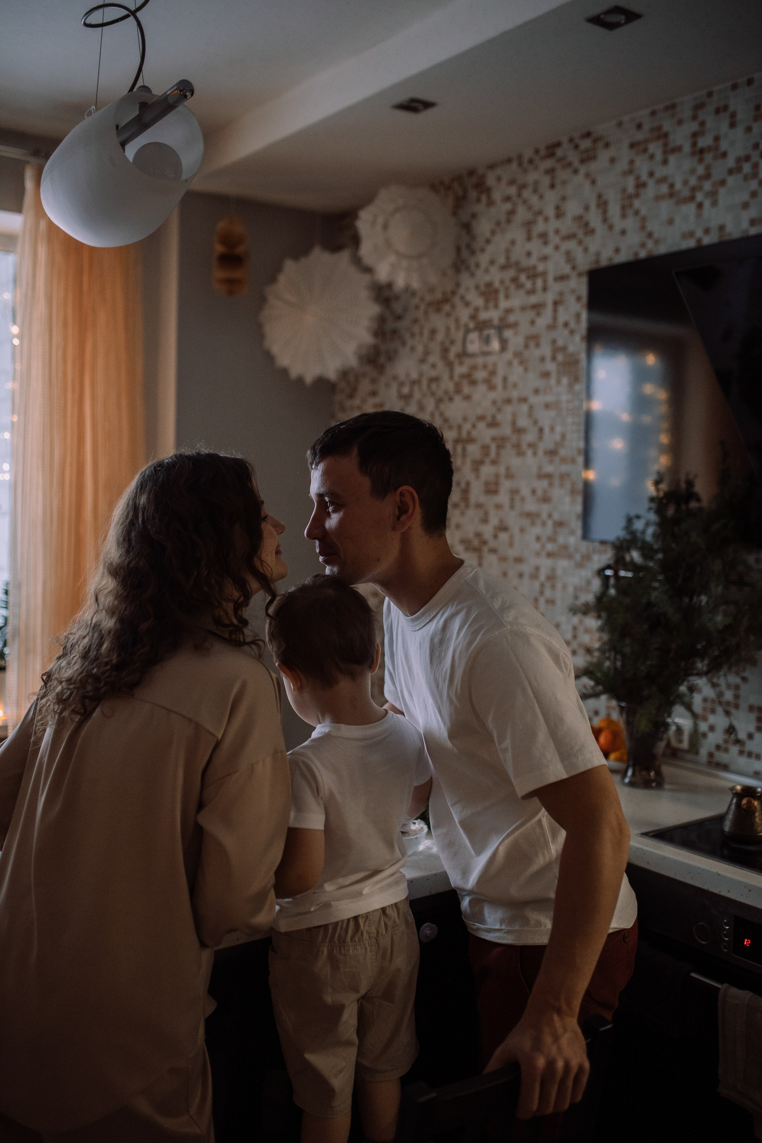 Мария с семьей. Семейный фотограф Трусова Евгения в Екатеринбурге