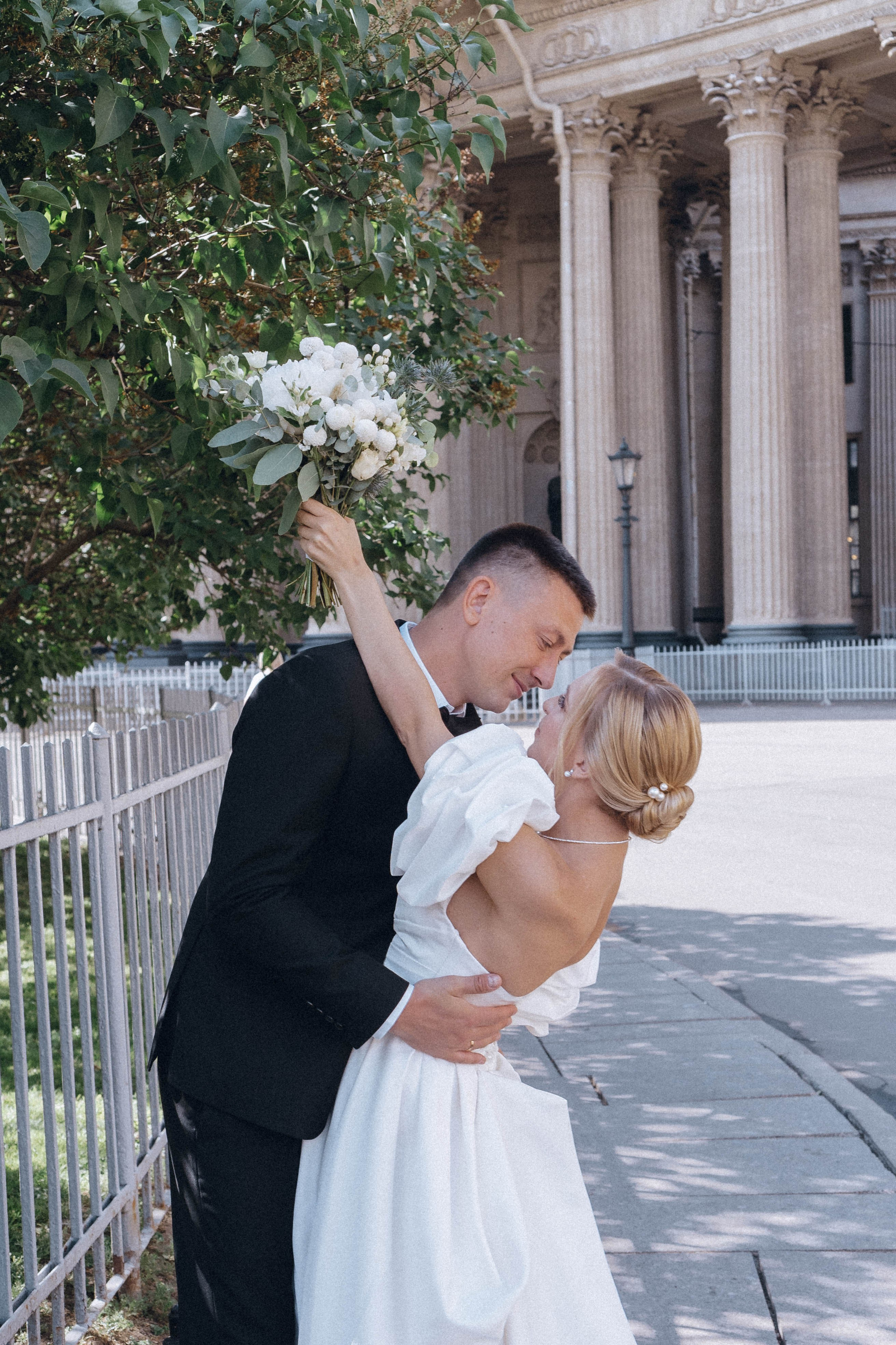 СВАДЕНБНАЯ СЬЕМКА НА КАТЕРЕ ПО КАНАЛАМ САНКТ-ПЕТЕРБУРГА И В АКВАТОРИИ НЕВЫ. Профессиональный фотограф, Санкт-Петербург — Виктория Богомолова