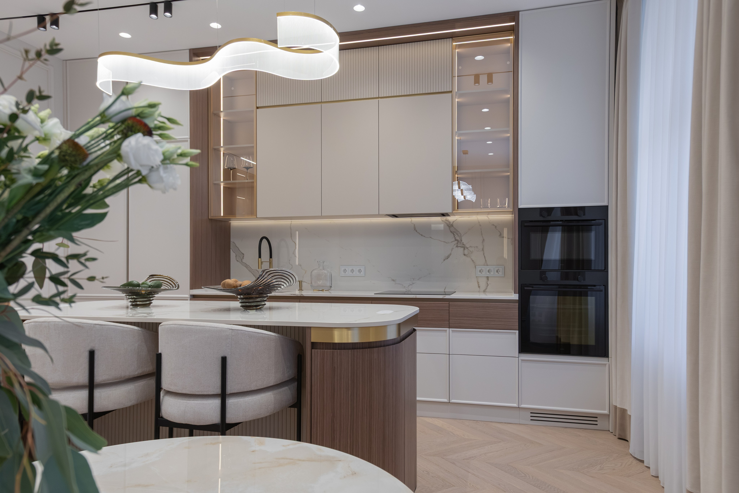 Фотограф Алексей Байков: репортажная, деловая и интерьерная фотосъёмка