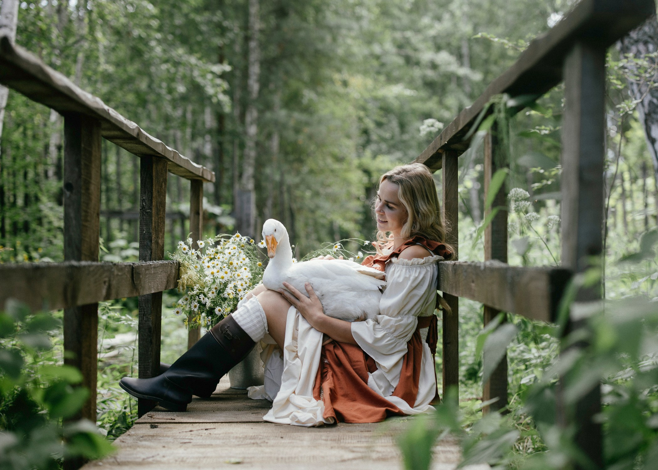 Зал «Сад» фотостудии «Зачарованный Сад» в Екатеринбурге — природная локация для фотосессий. Фотостудия «Зачарованный Сад» в 20 минутах от центра Екатеринбурга