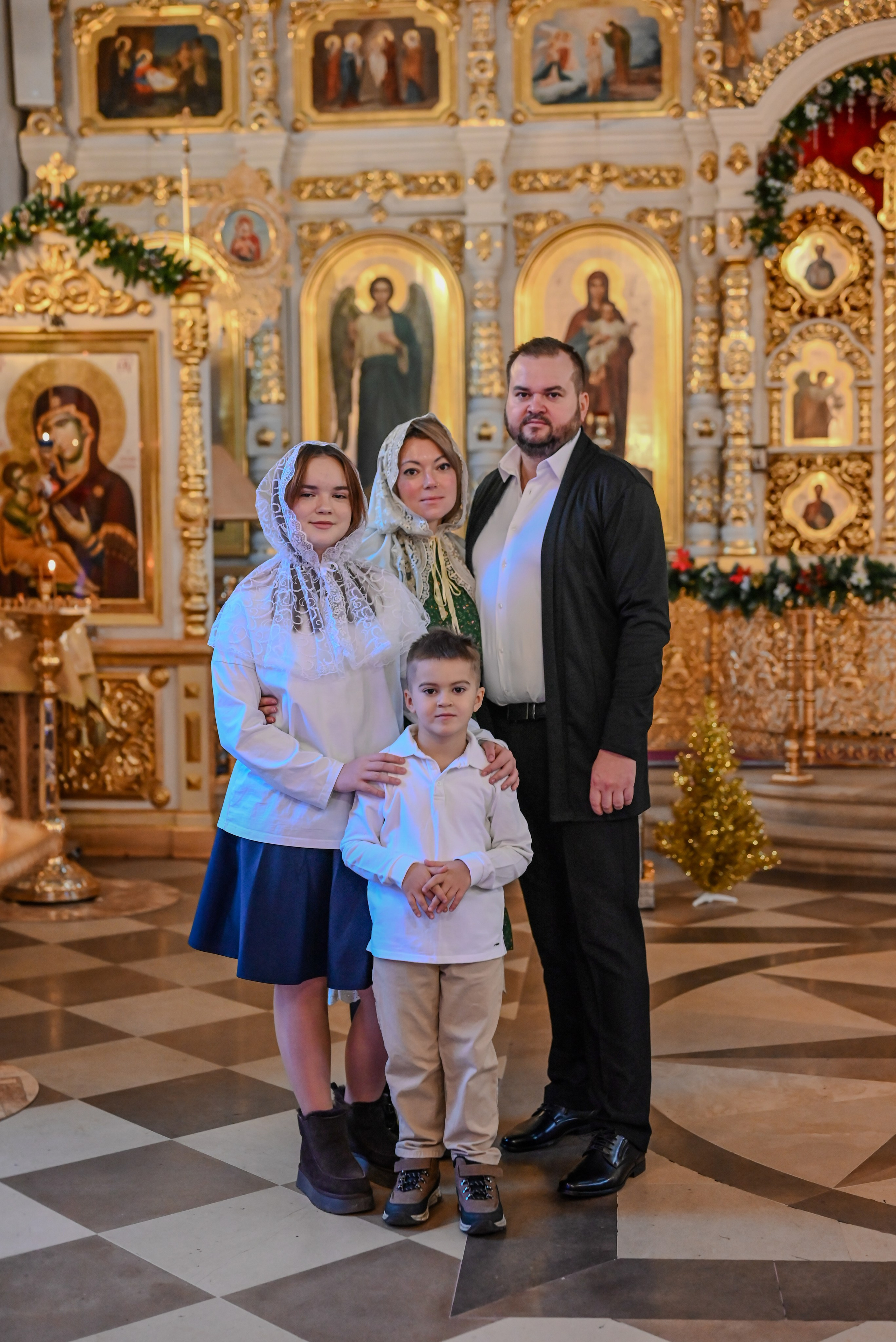 Крещение Совхоз Ленина. Семейный и детский фотограф Москва