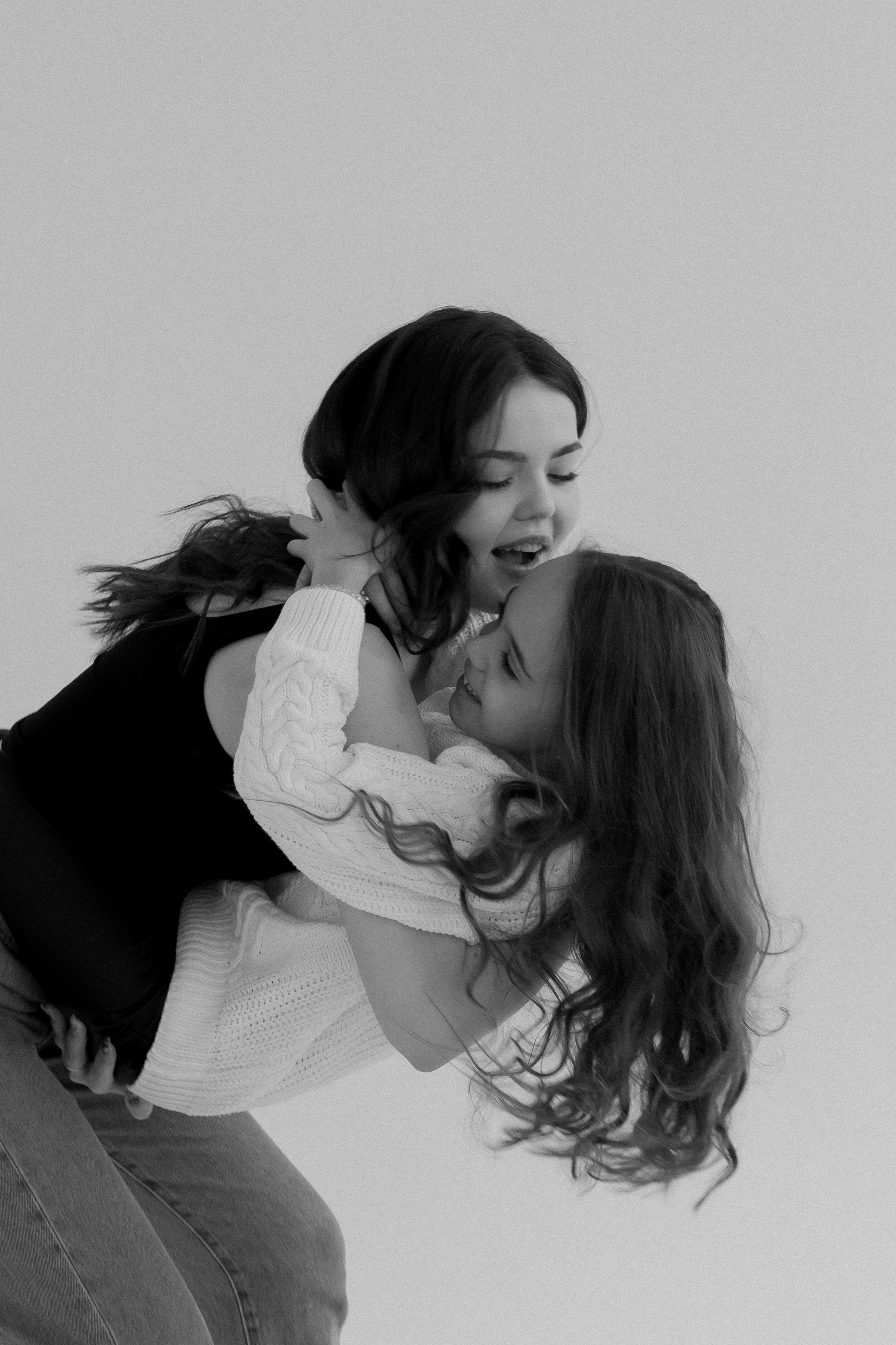 Сестрички Татьяна и Оля. Свадебный и семейный фотограф г. Волгоград Биленко Ангелина