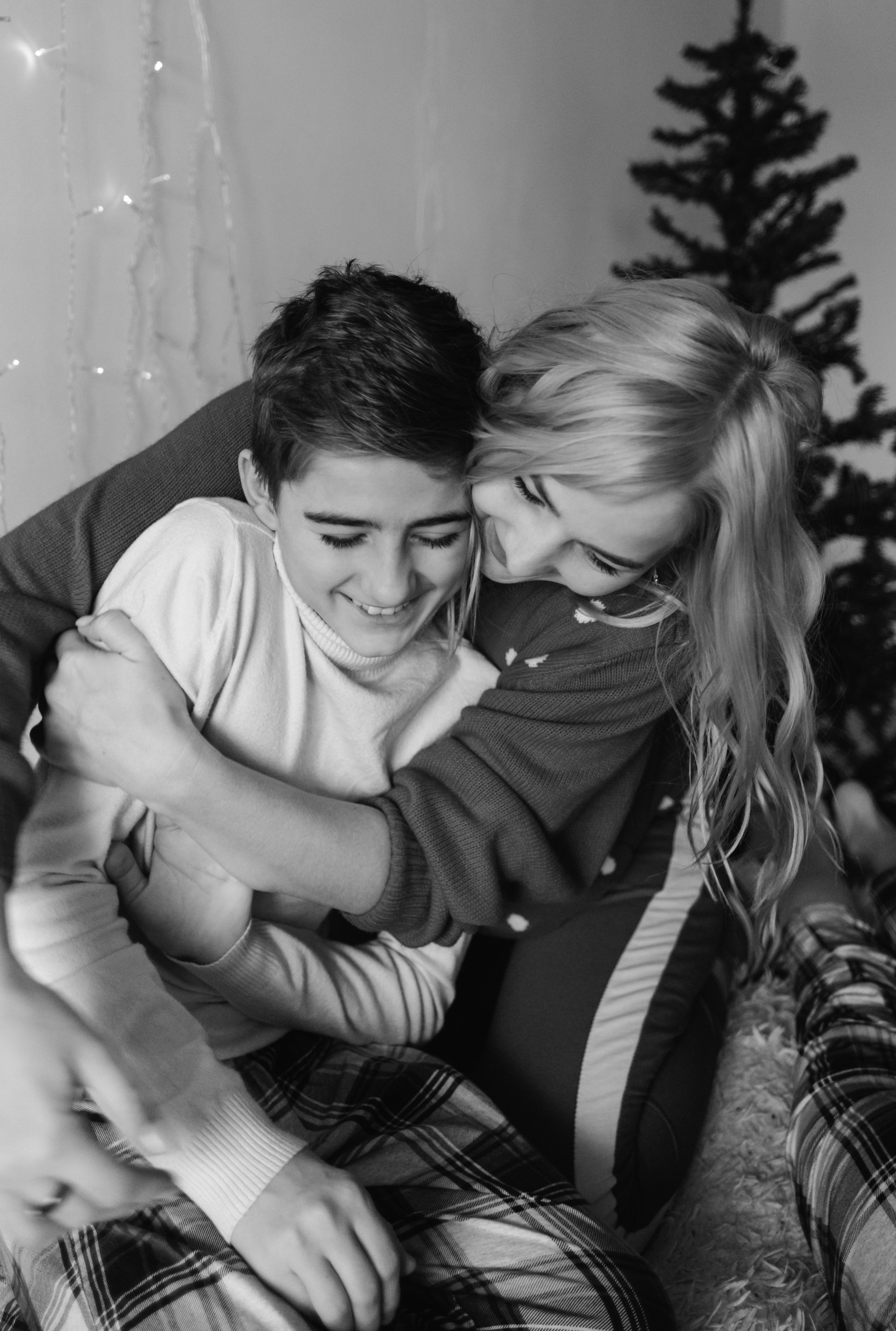 Новогодняя домашняя фотосессия Ира+Рома+Риана+Арсен+Ваник+Давид+ Амиран. Свадебный и семейный фотограф г. Волгоград Биленко Ангелина