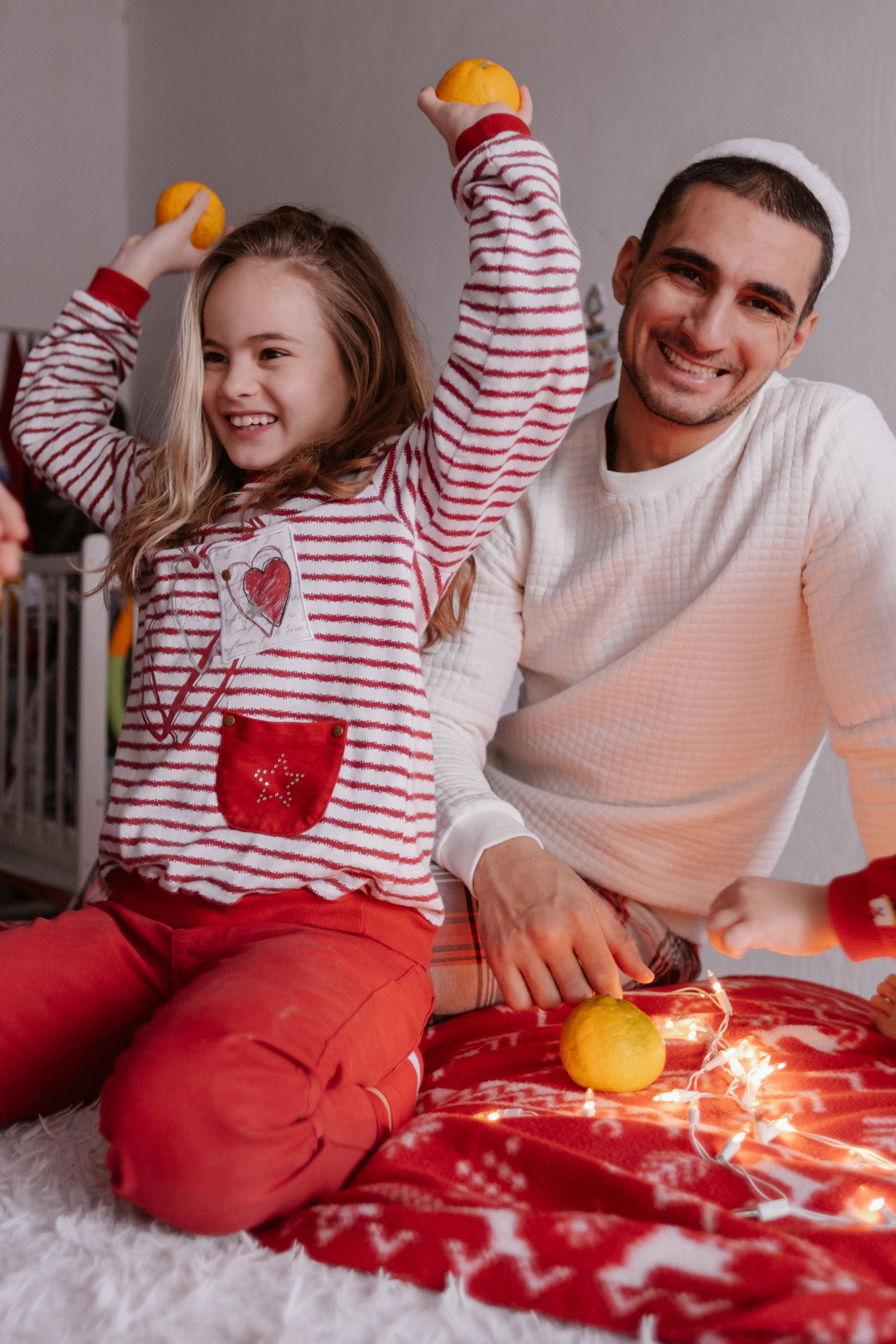 Новогодняя домашняя фотосессия Ира+Рома+Риана+Арсен+Ваник+Давид+ Амиран. Свадебный и семейный фотограф г. Волгоград Биленко Ангелина