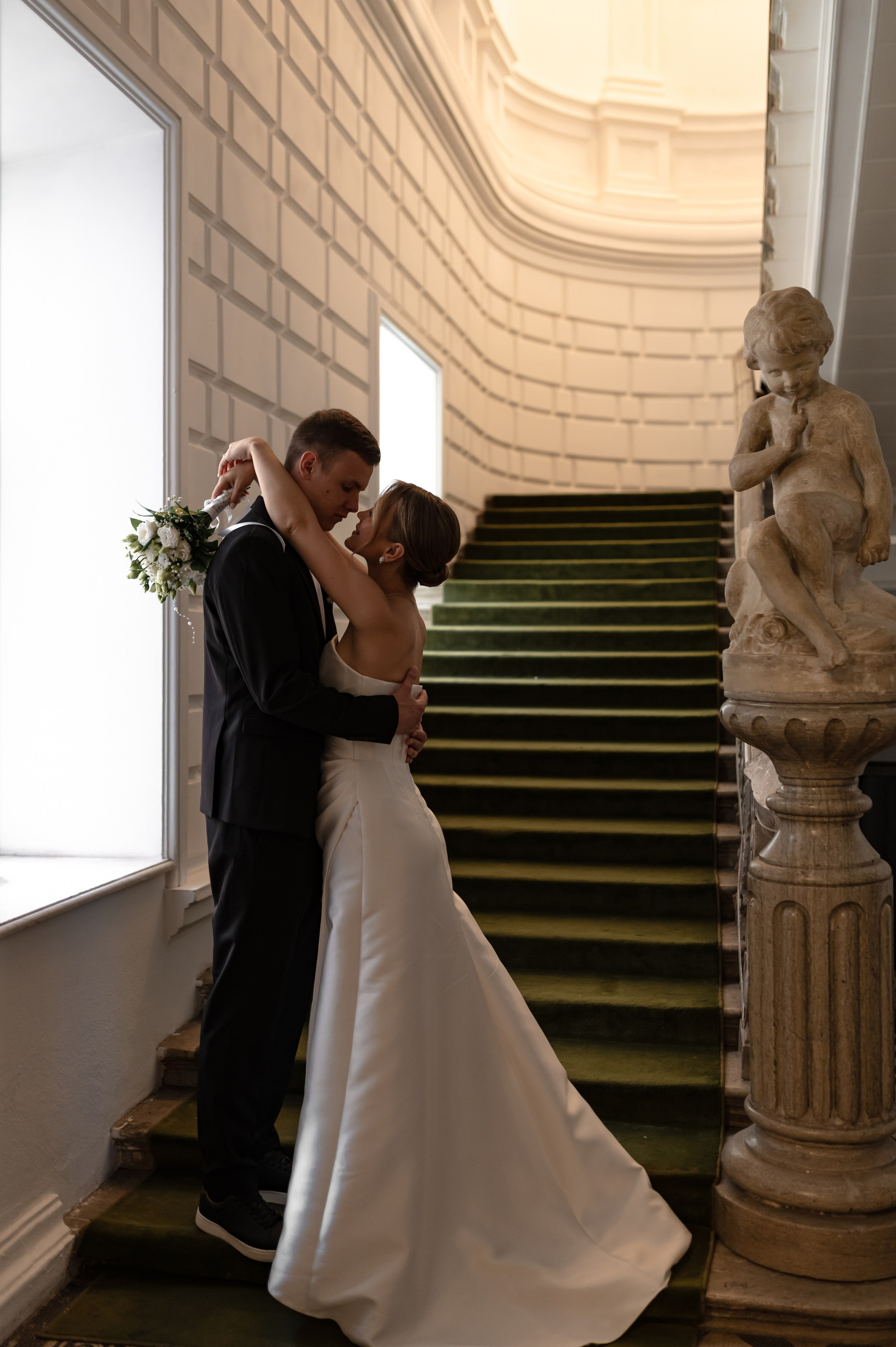 Полина и Егор. Особняк Спиридонова. Свадебный фотограф Москва и Санкт-Петербург. Анастасия Чудина