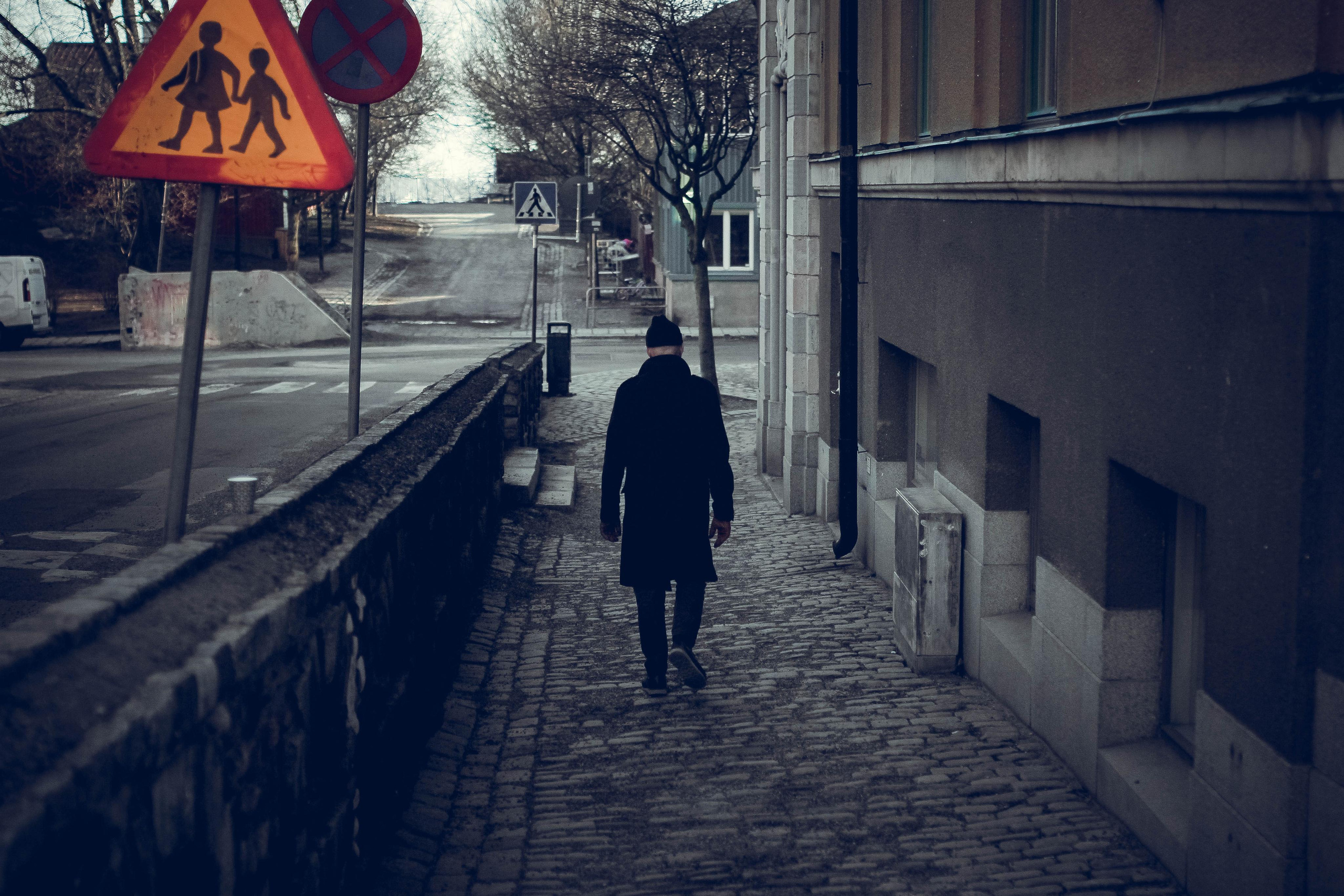 Девушка с татуировкой дракона. Детский и семейный фотограф Малых Ольга г. Салехард