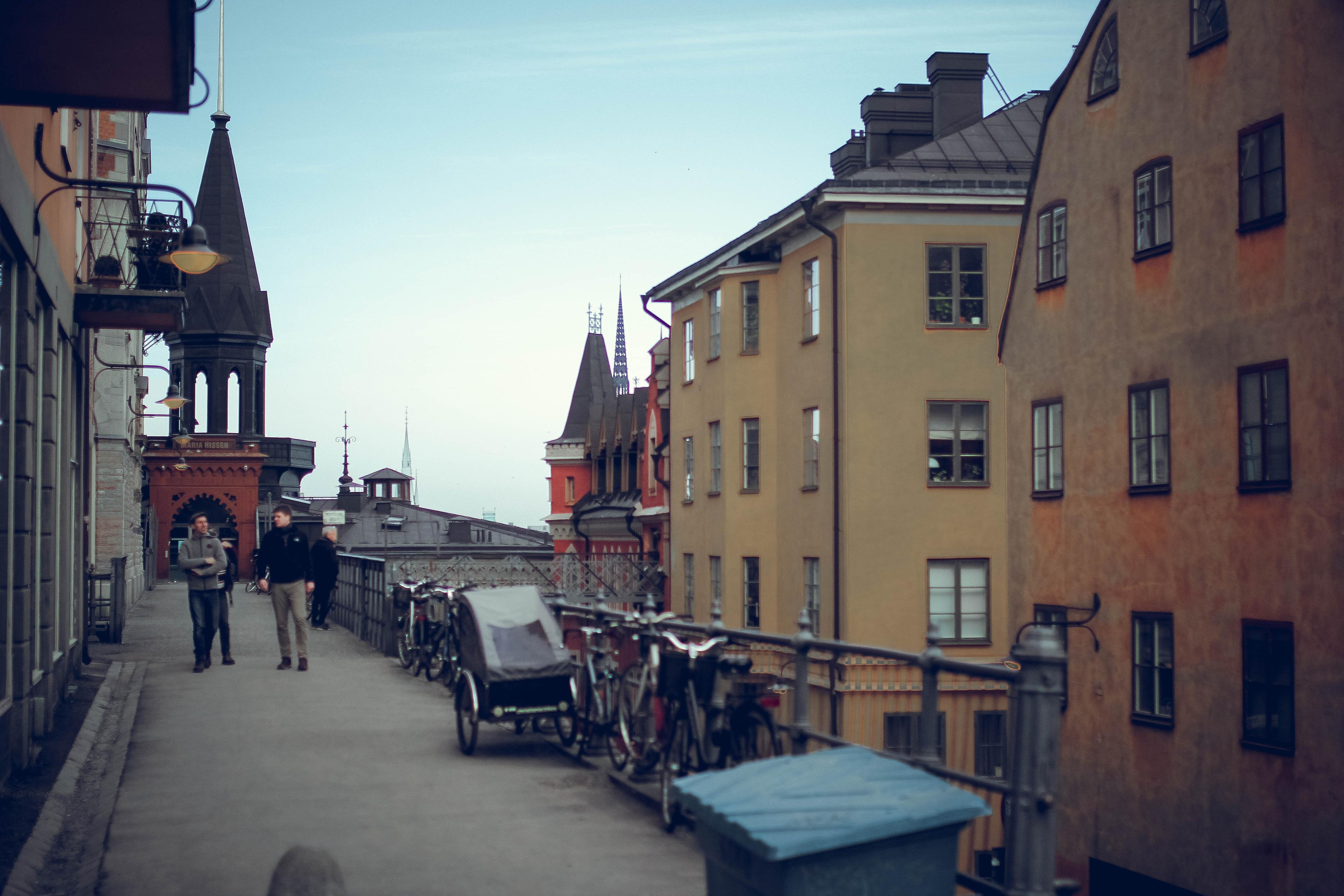 Девушка с татуировкой дракона. Детский и семейный фотограф Малых Ольга г. Салехард