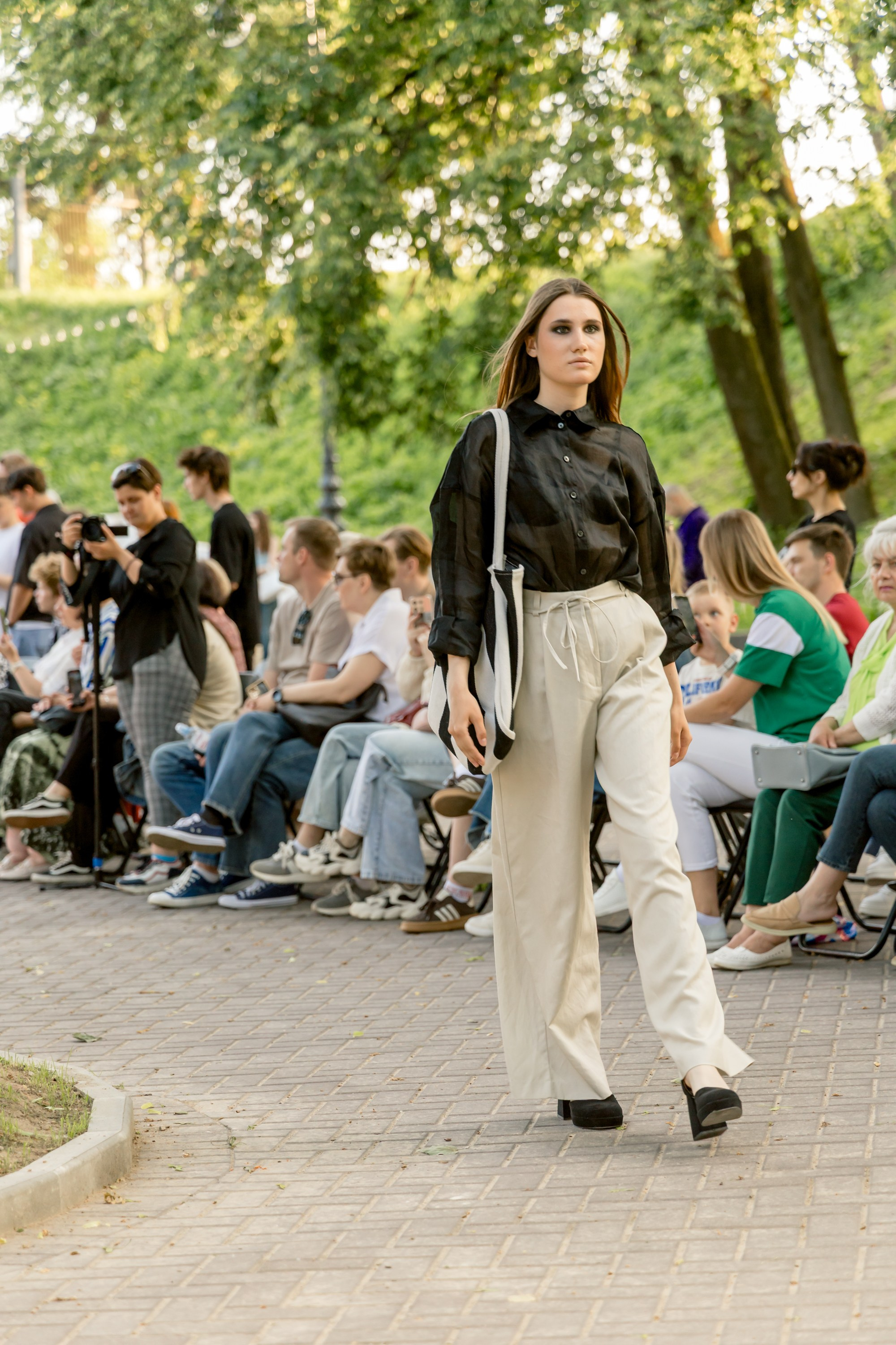 Smolensk Fashion Week 2025_показы_ДЕНЬ 1_ВЕЧЕРНИЙ ПОКАЗ_19:00. Главная