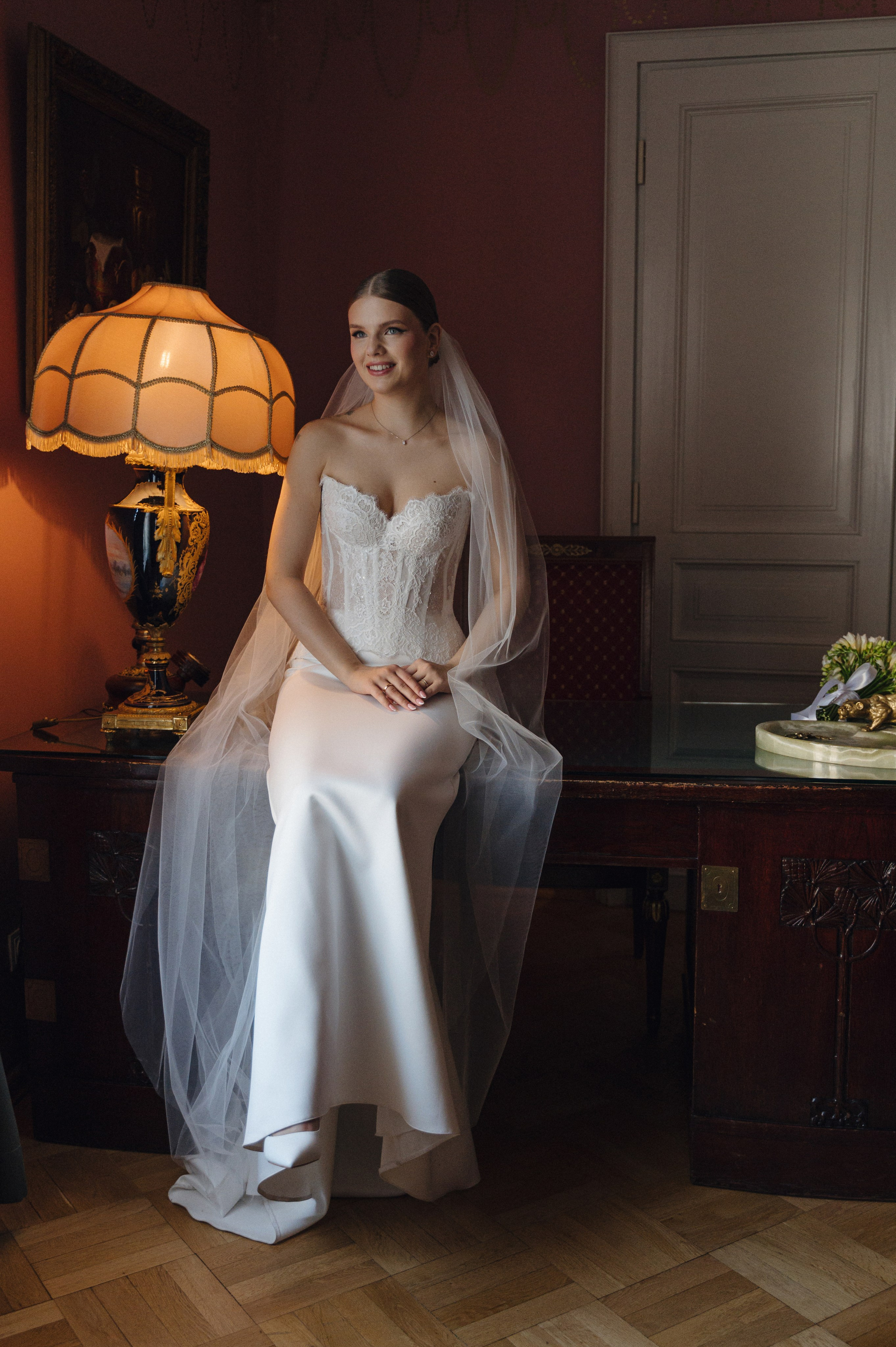 Дмитрий и Луиза. Гостиница Националь и ресторан Белуга. Свадебный фотограф Москва и Санкт-Петербург. Анастасия Чудина