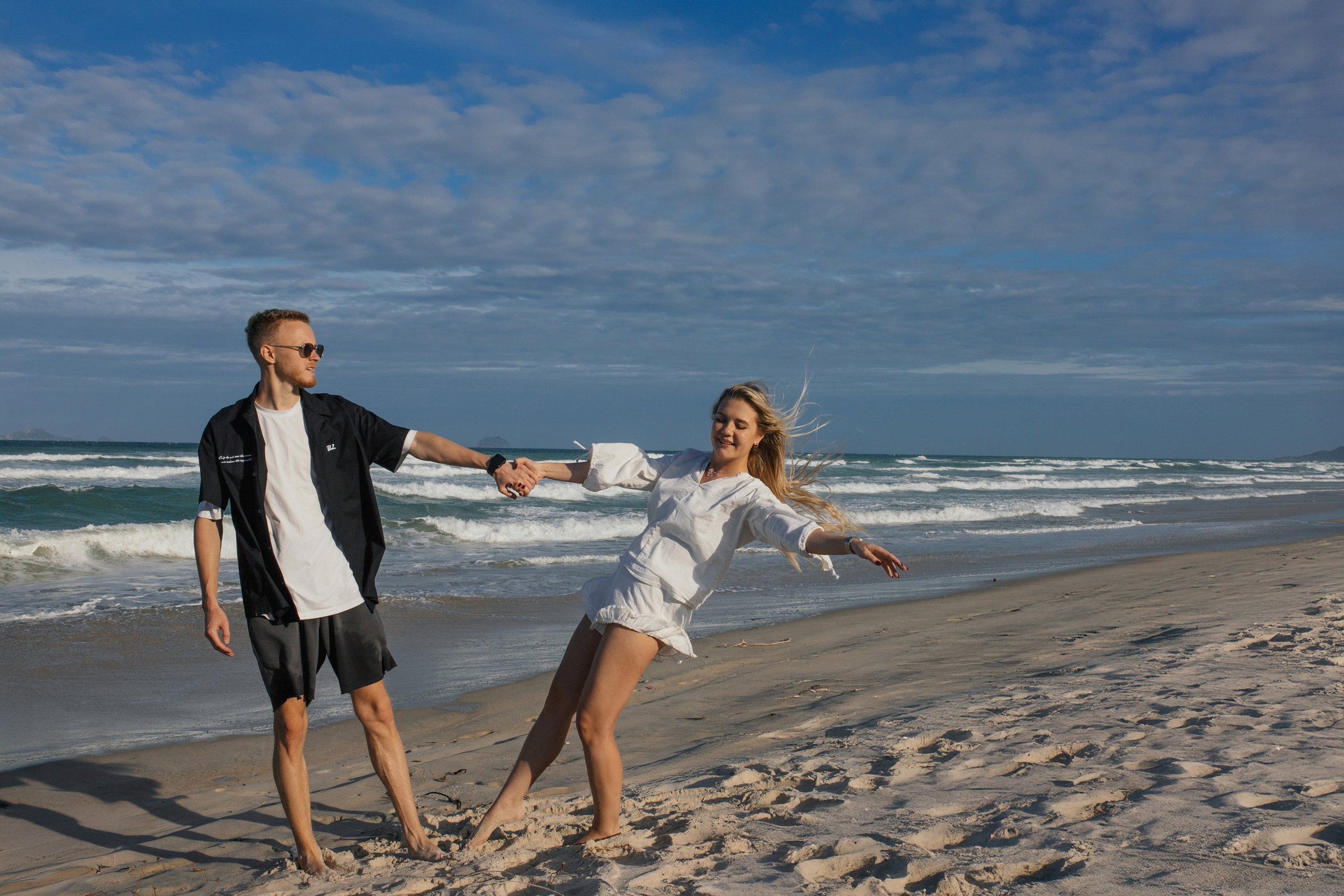 Дима и Дана пляж Бай Дай. Главная