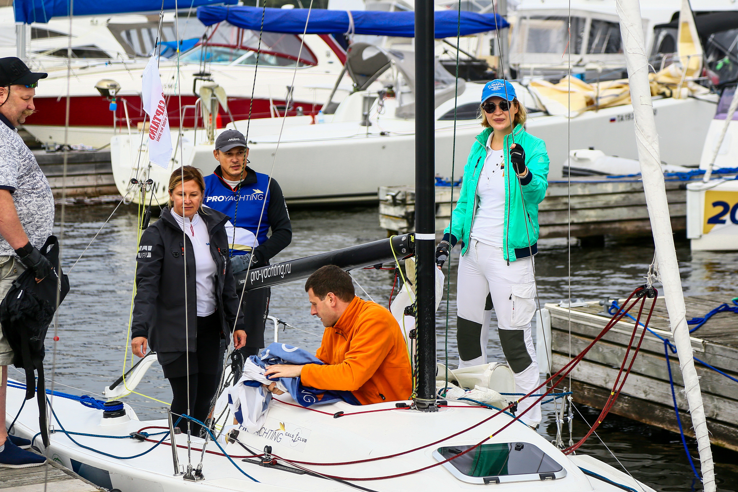 100 Капитанов. Фотограф Антон Чупринин