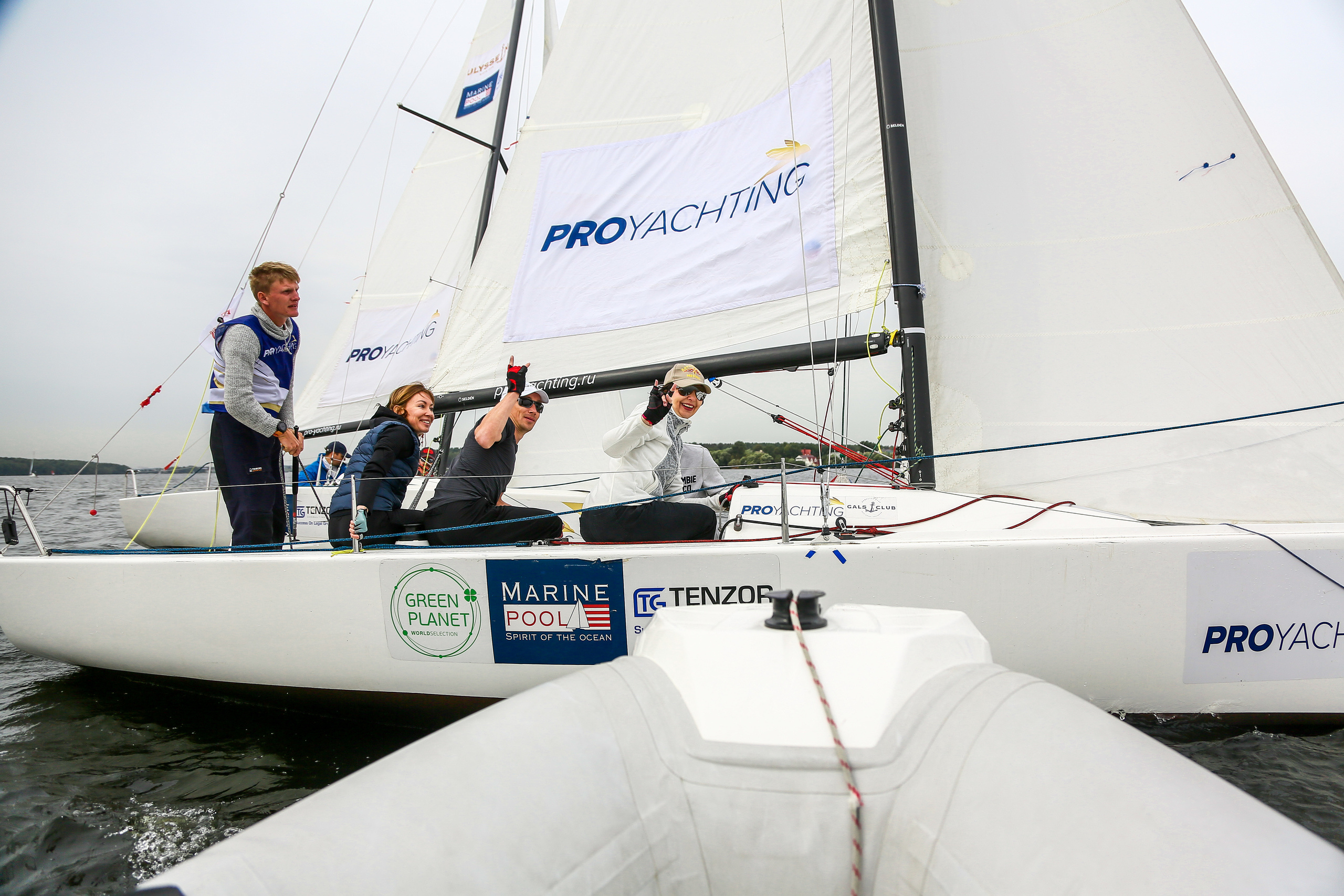 100 Капитанов. Фотограф Антон Чупринин