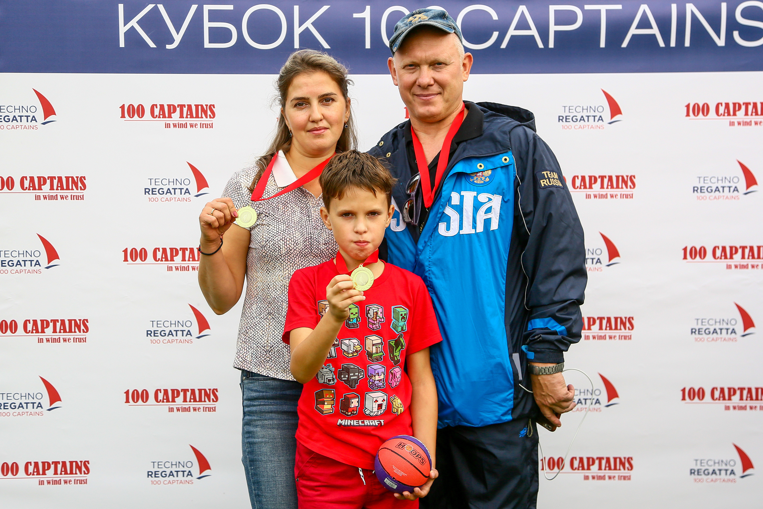 100 Капитанов. Фотограф Антон Чупринин