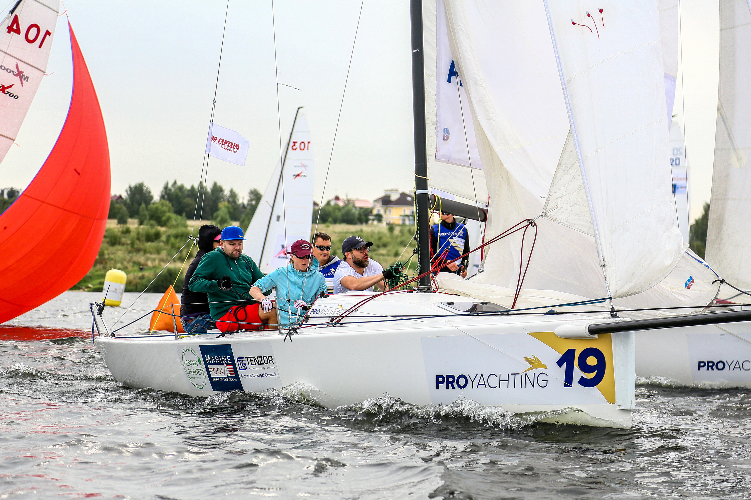 100 Капитанов. Фотограф Антон Чупринин