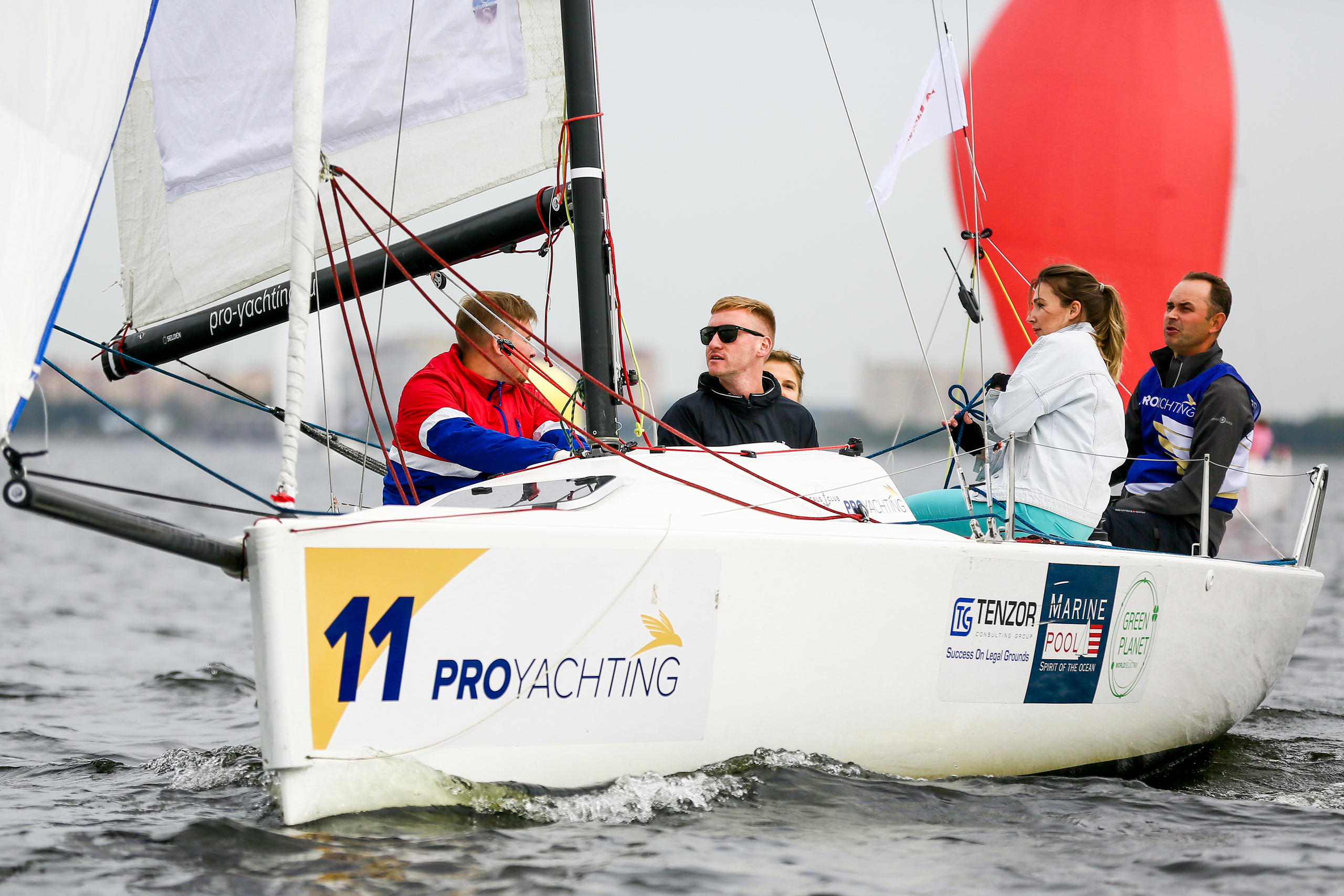 100 Капитанов. Фотограф Антон Чупринин