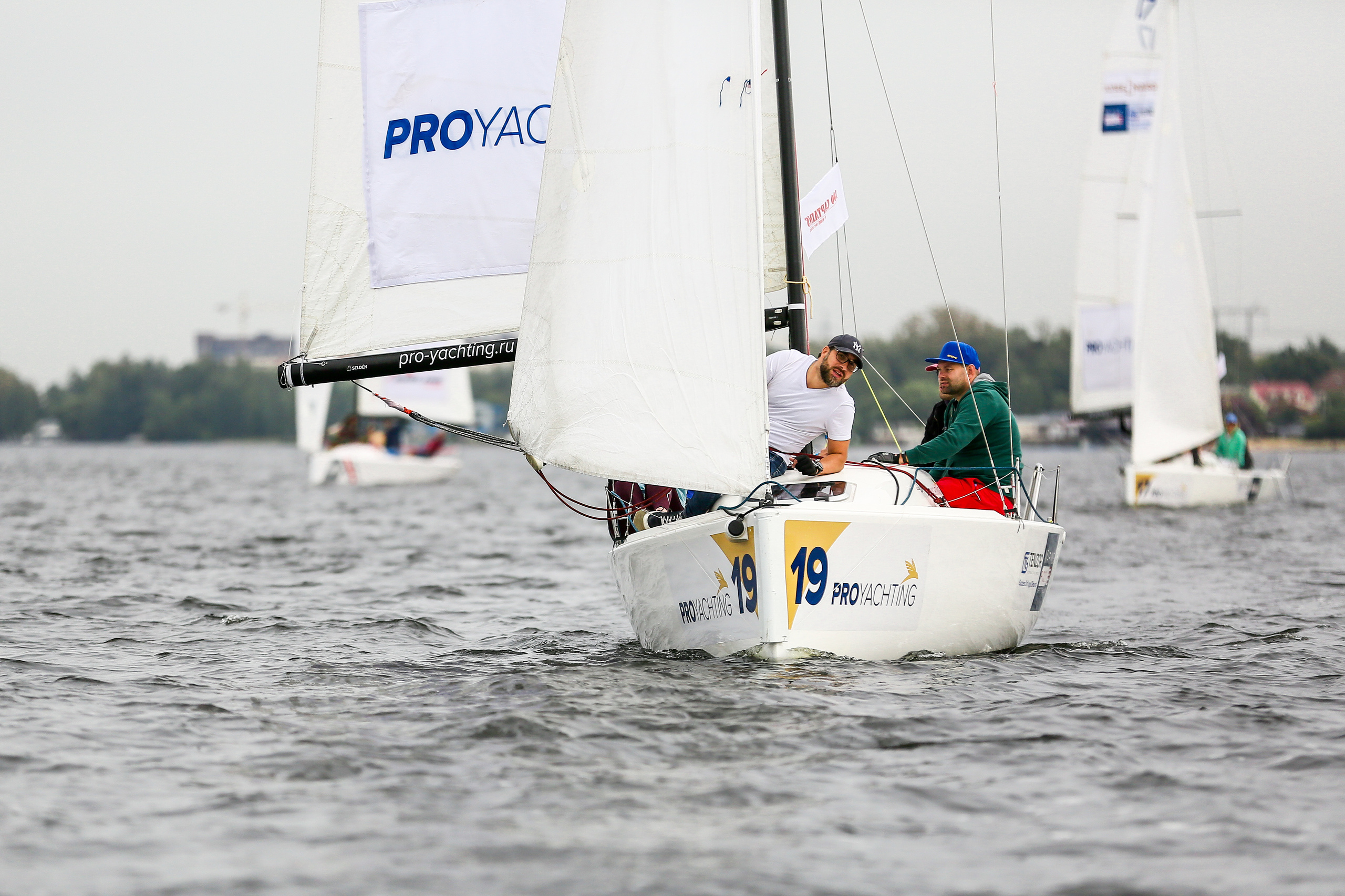 100 Капитанов. Фотограф Антон Чупринин