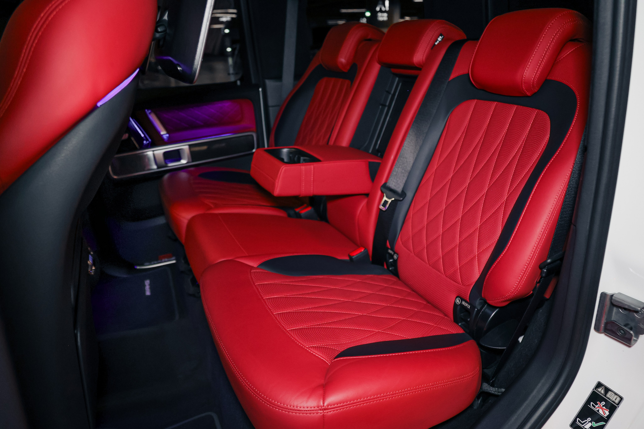 2022 MERCEDES BENZ G63 AMG $235,000 / 16,414 KM ODOMETER. Mixturecaptures