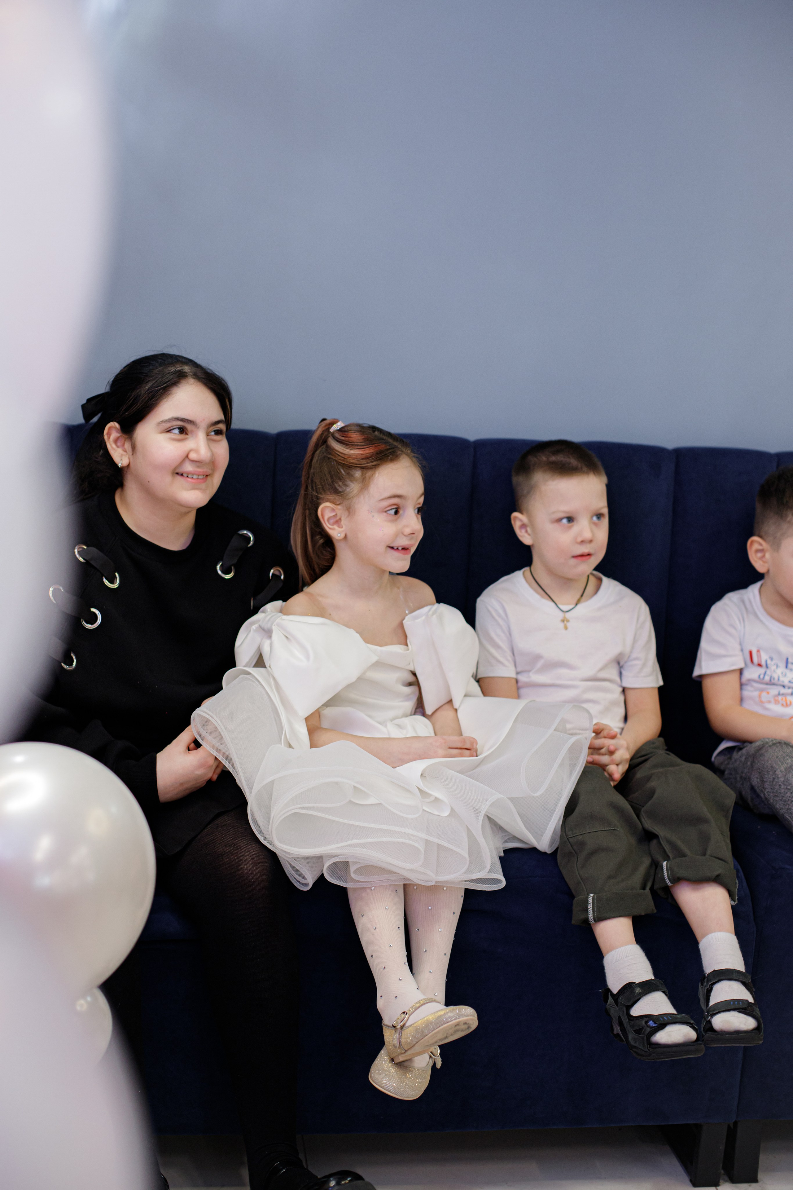 ASIA'S BIRTHDAY PARTY. Photokarish