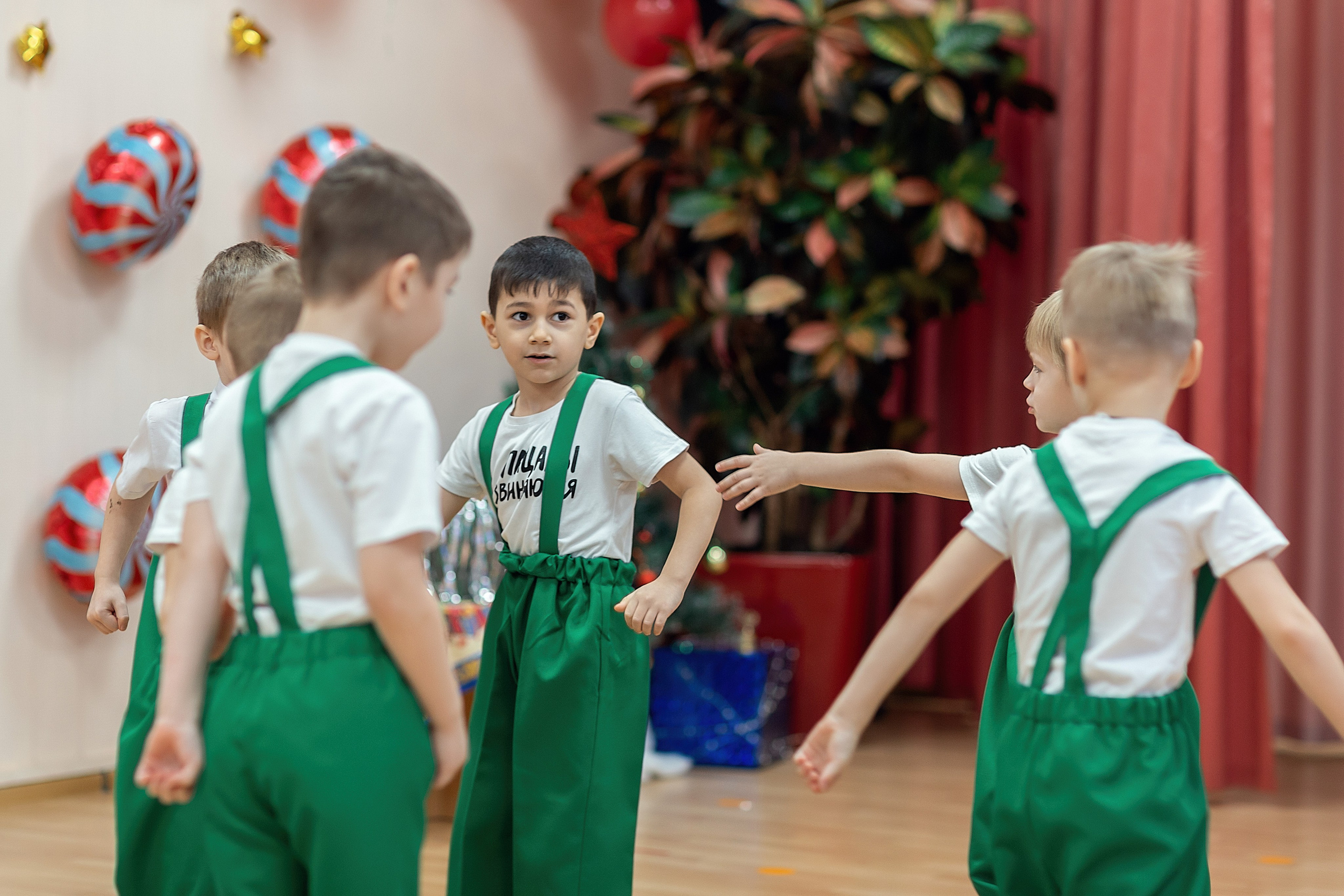 Утренник_"Карамельная фабрика» 2024. Семейный фотограф в Санкт-Петербурге