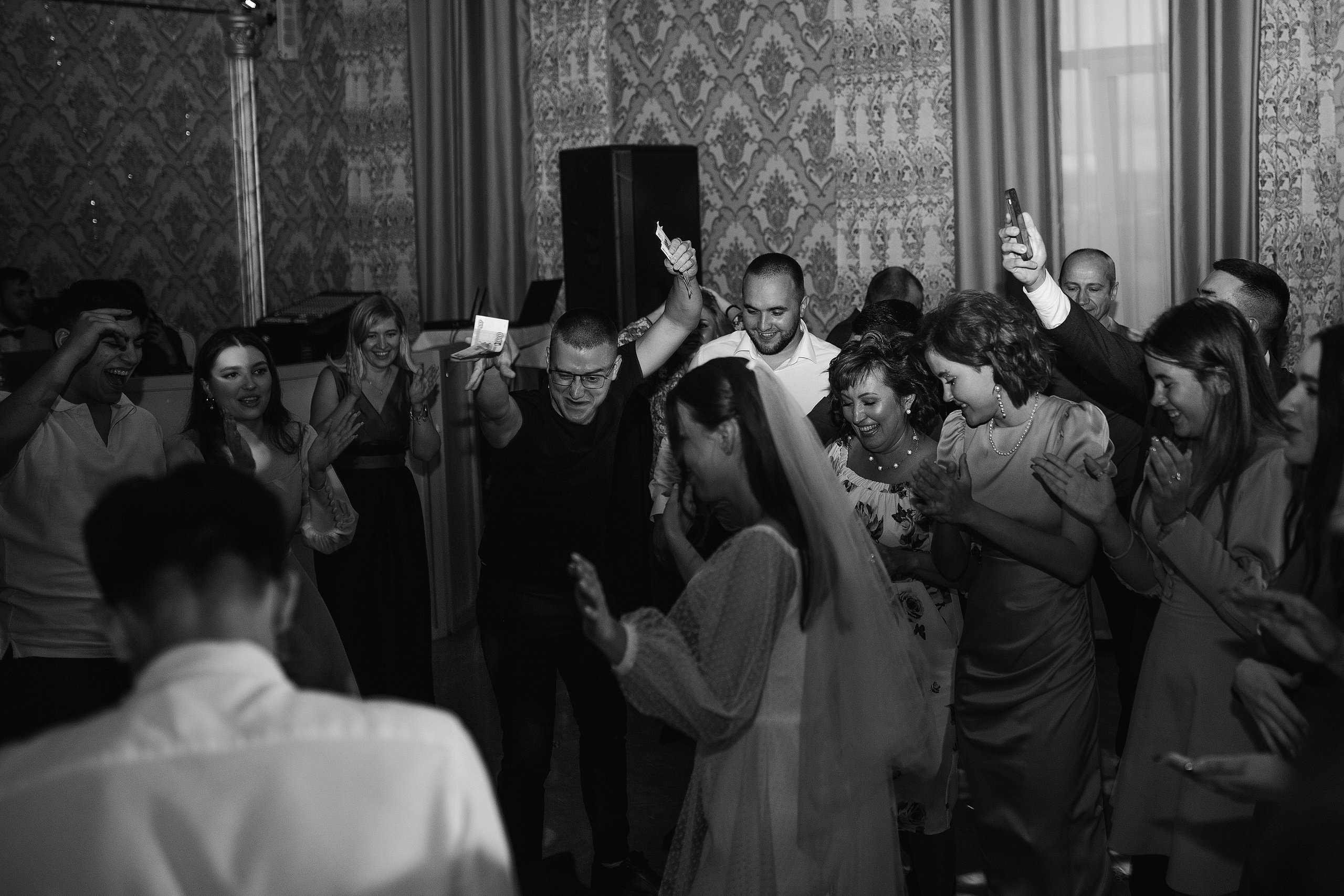 Ульяна и Денис. Свадебный и индивидуальный фотограф в Новом Уренгое Уфе Холопова Ксени