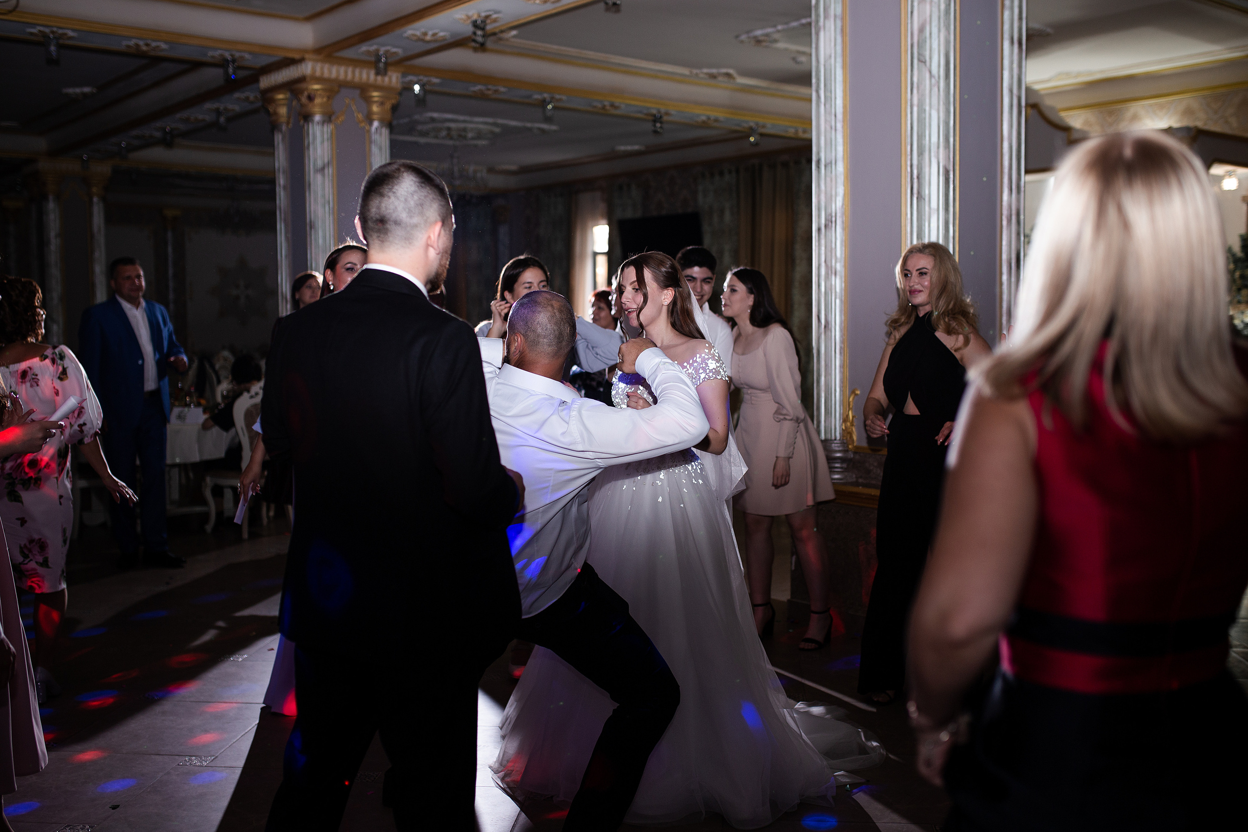 Ульяна и Денис. Свадебный и индивидуальный фотограф в Новом Уренгое Уфе Холопова Ксени