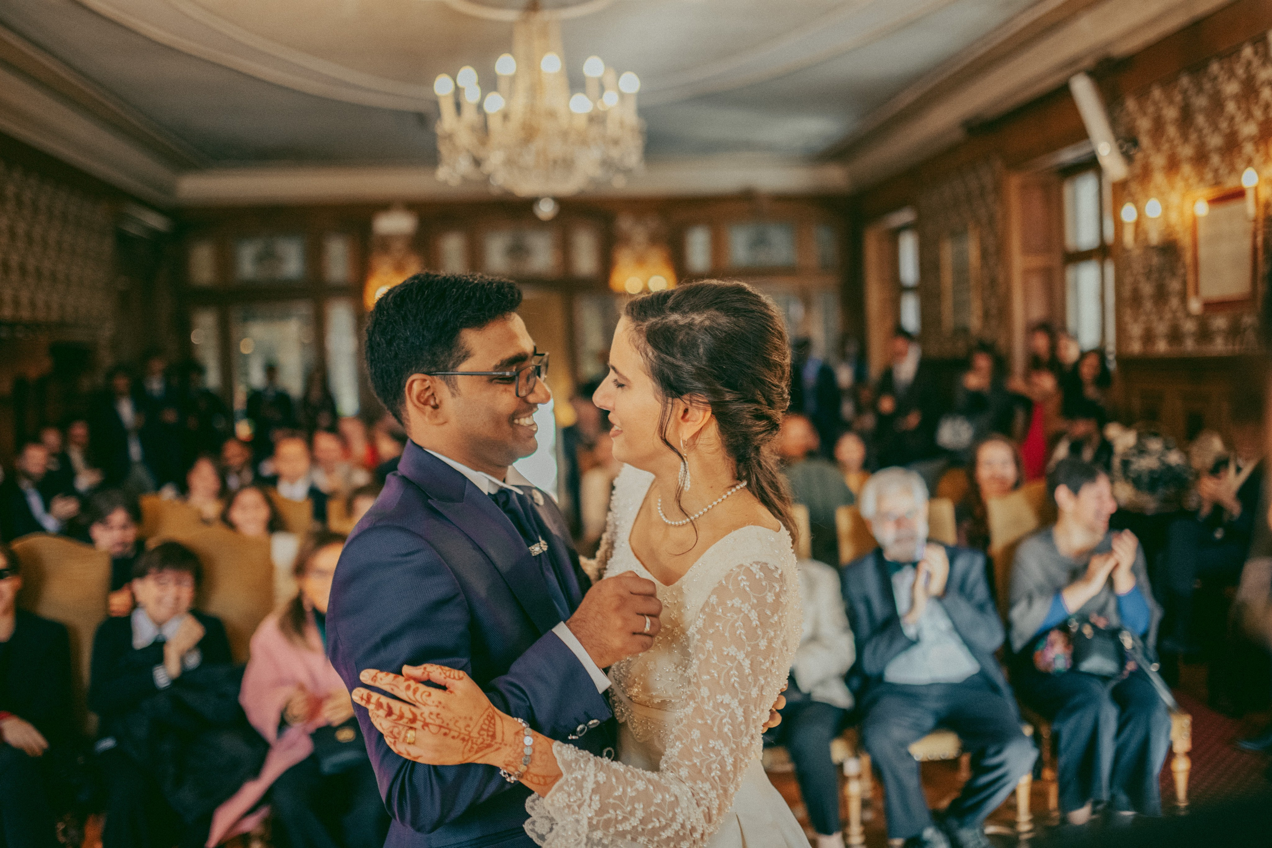 Mountains wedding. Photographer Vasilisa Gordeeva