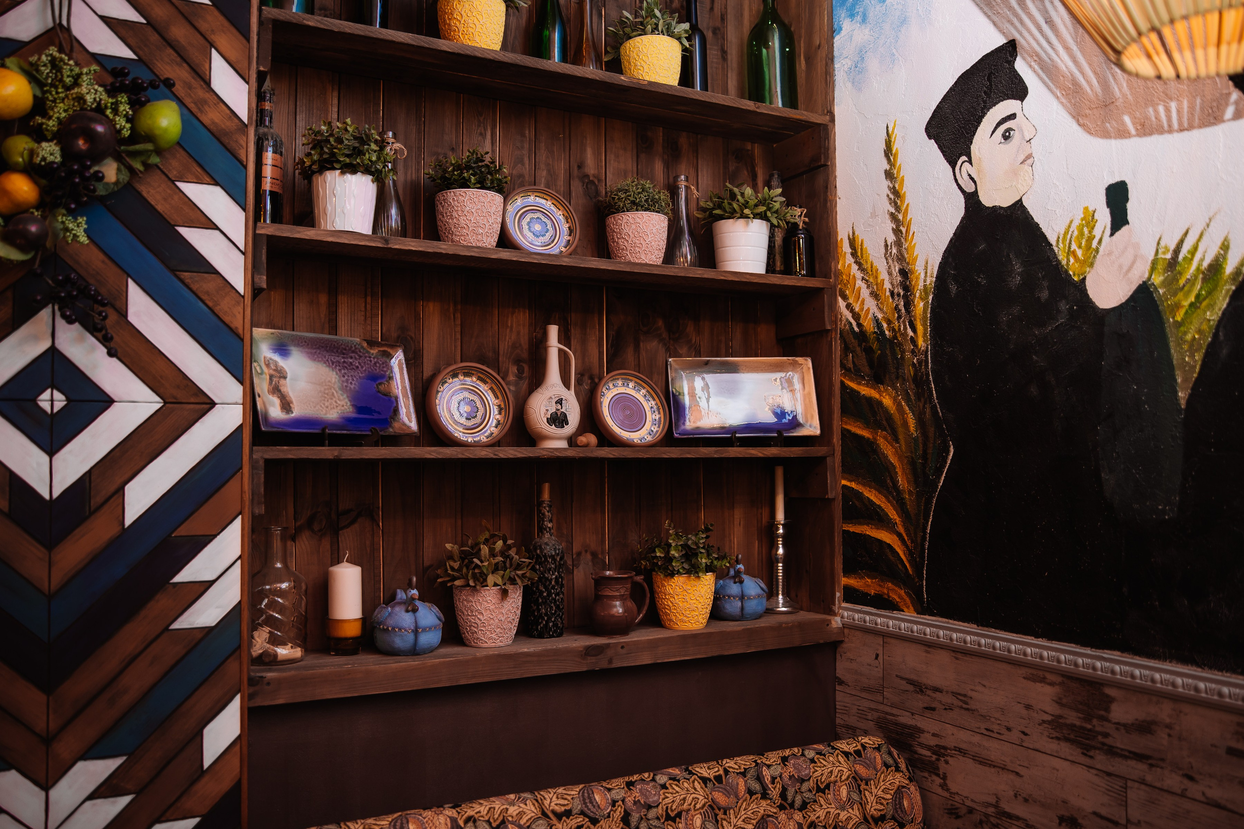 Интерьерная съёмка для ресторана «Харчо». Фотограф в Краснодаре