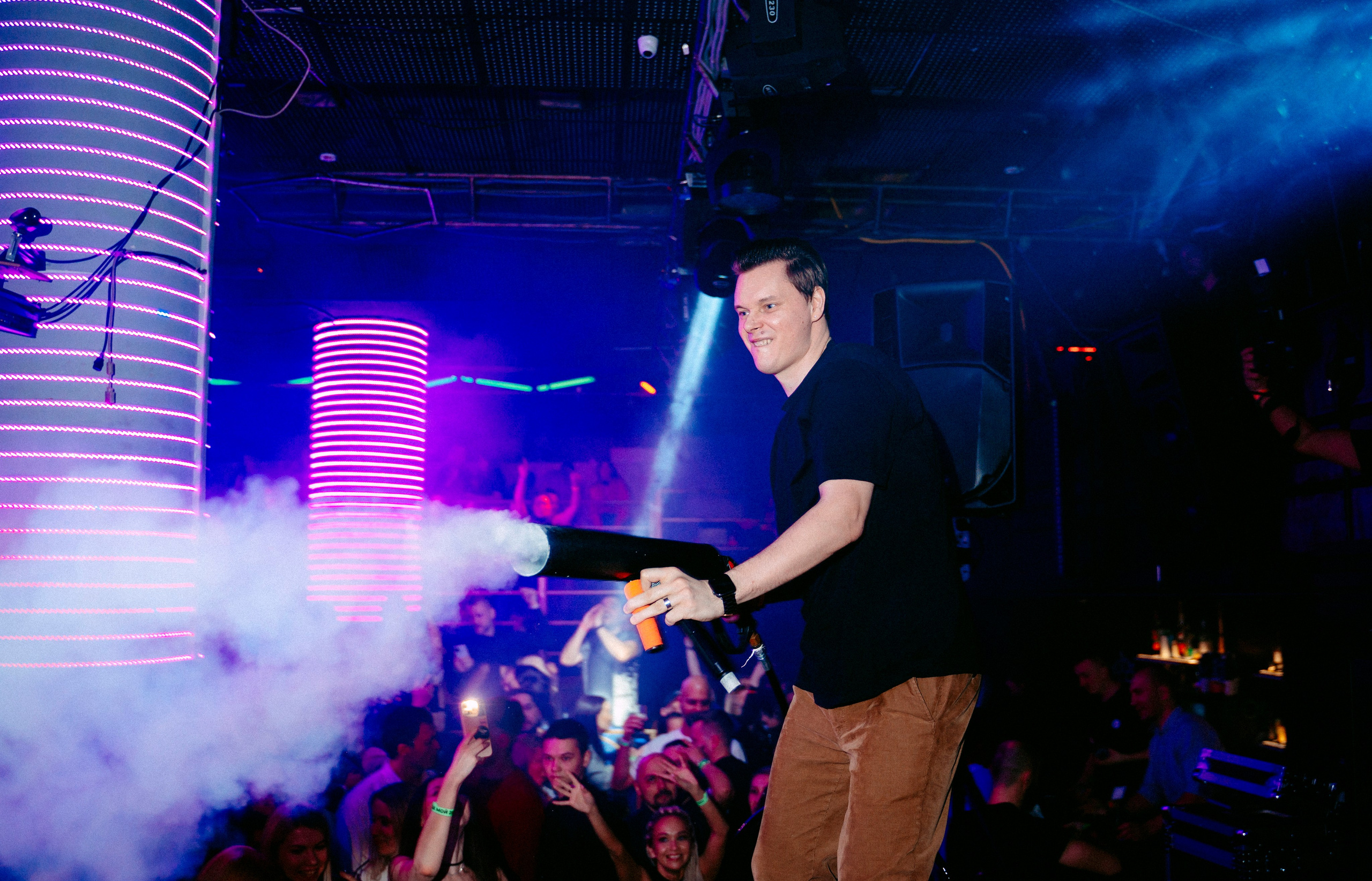 Где мой 2007: ностальгия и Катя Чехова / 2023. Саша Копылов, фотограф в Казани