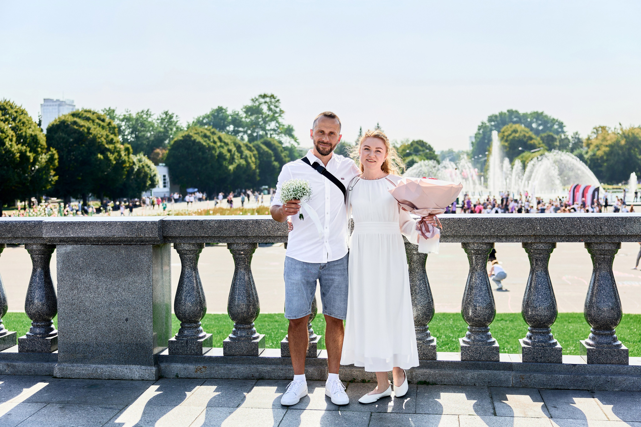 Свадебная прогулка в парке Горького в Москве