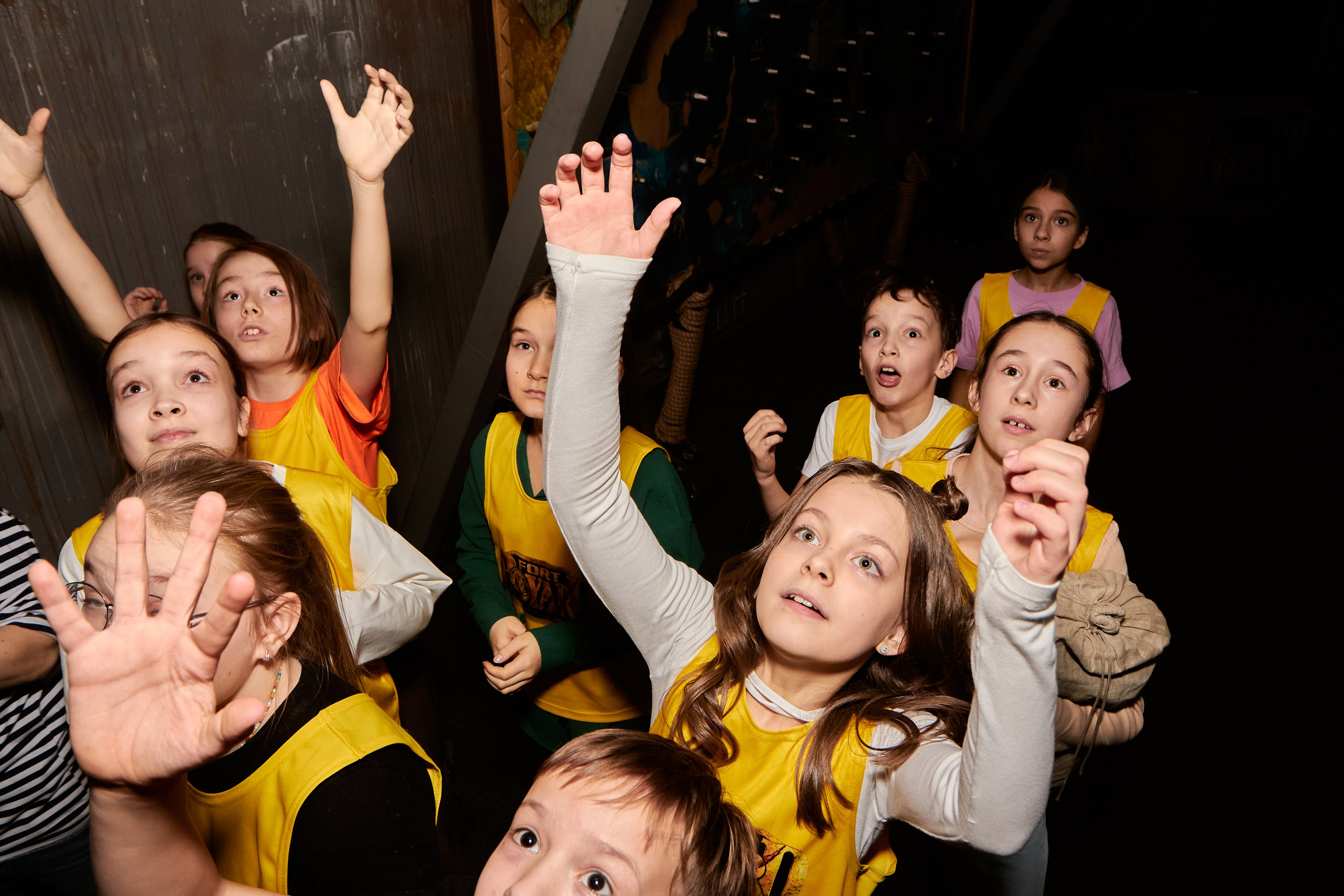 Фотосъёмка квестов и квест-шоу. Предметный и репортажный фотограф Алексей Кротов