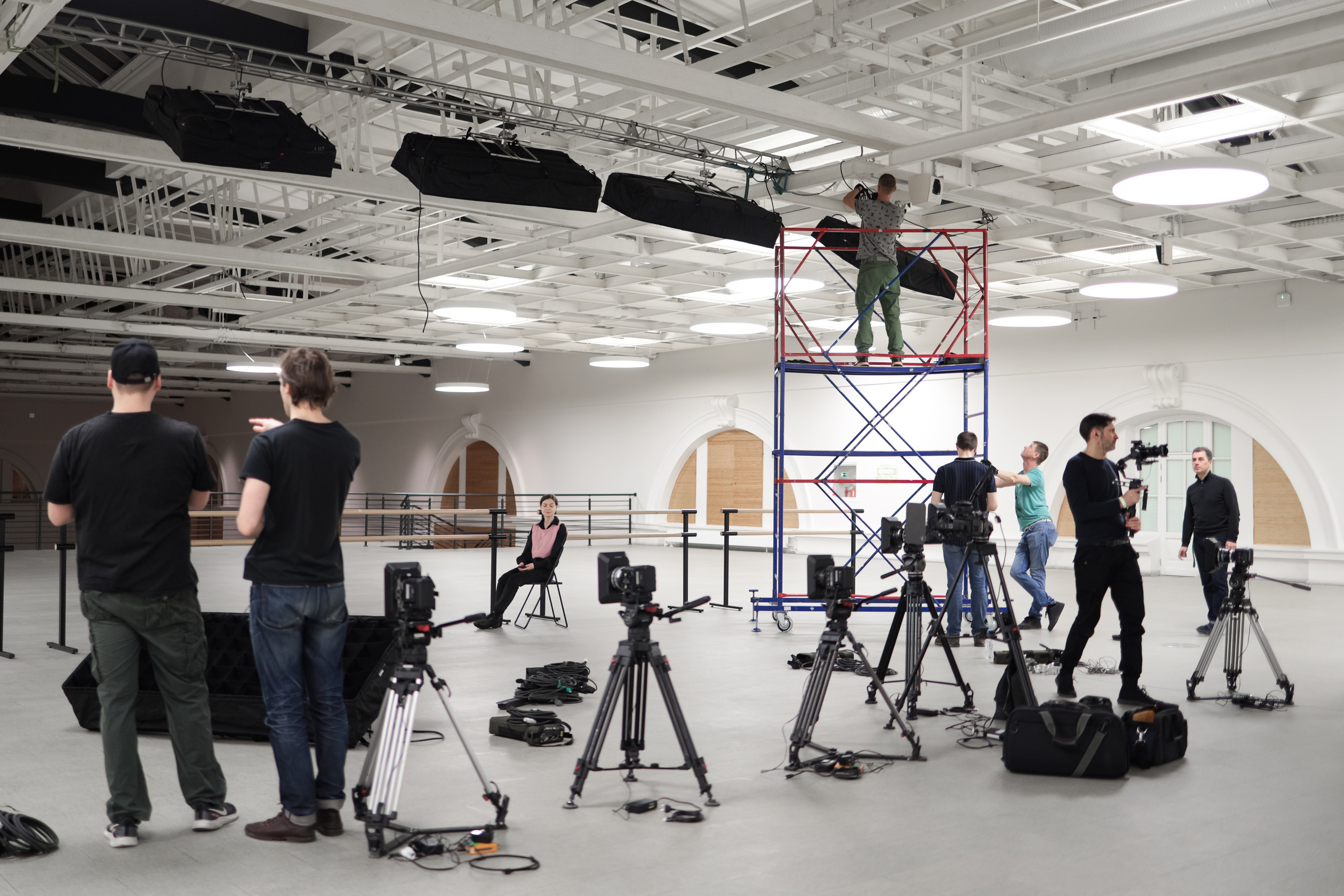 СЪЁМКА ДЛЯ МАНЕЖА | БЭКСТЕЙДЖ. MARIA SOKOLOVA