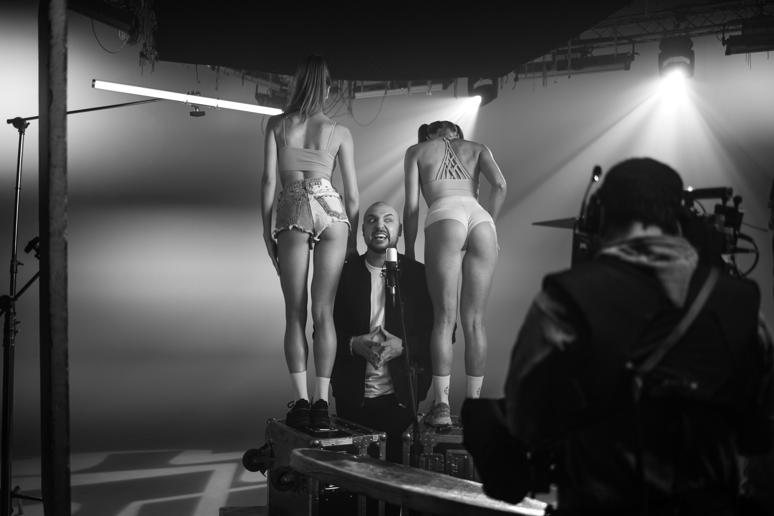 ISAY СЪЁМКИ КЛИПА | БЭКСТЕЙДЖ. MARIA SOKOLOVA