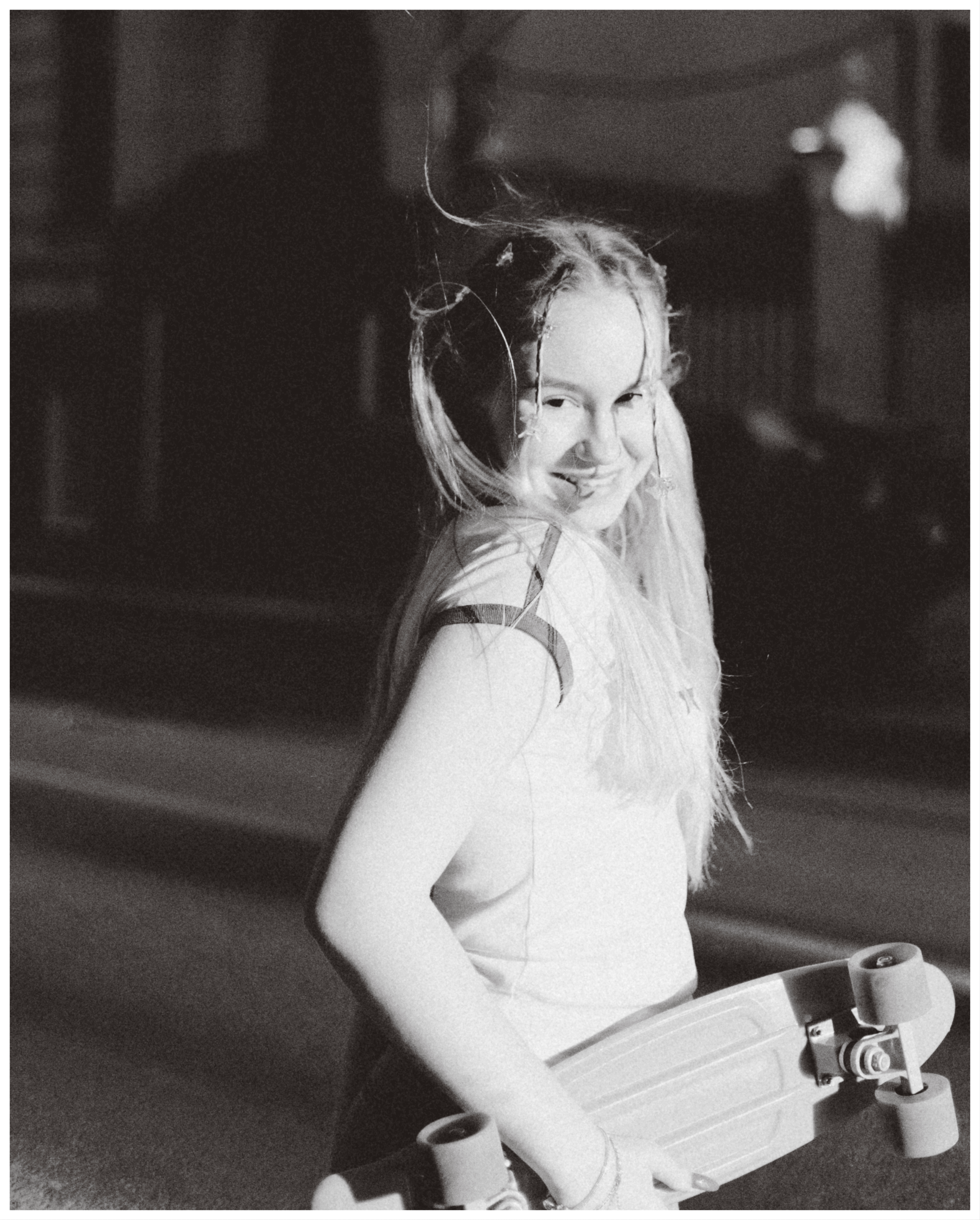 Вайб 2000-х. Женский и лавстори фотограф в Москве Елена Аксютко