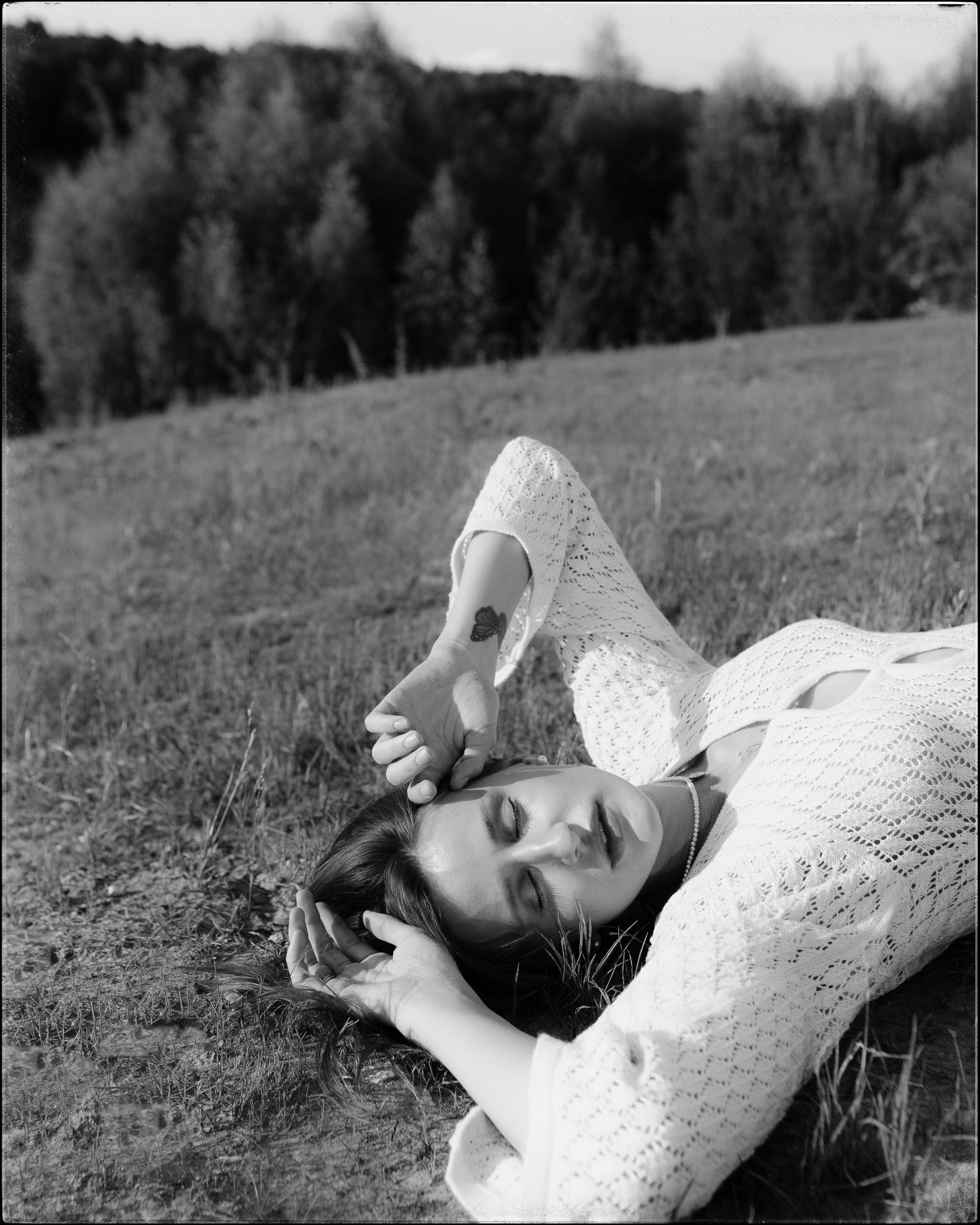 Съёмка в поле. Женский и лавстори фотограф в Москве Елена Аксютко