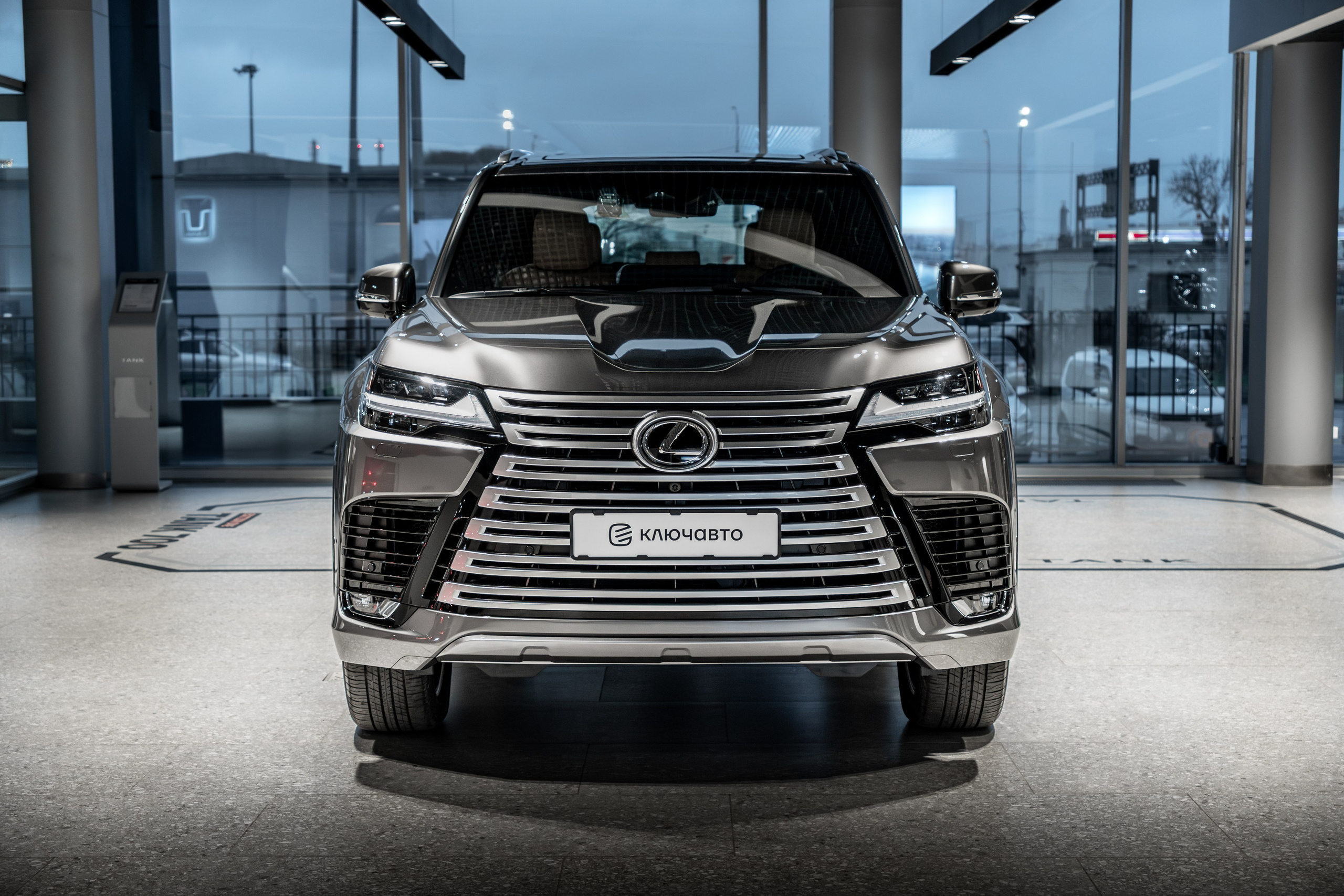 Lexus lx700. Valya Fleks