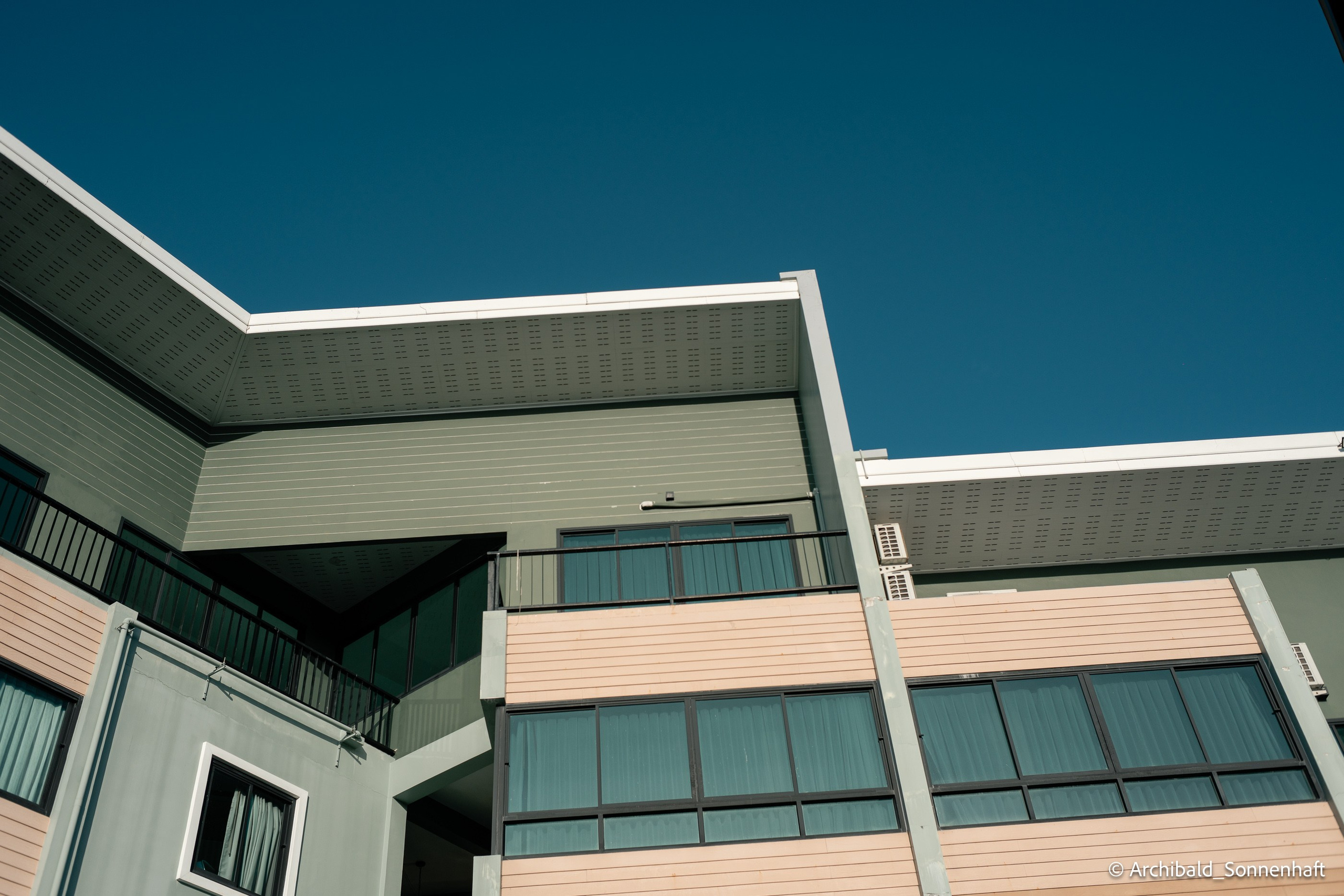 Thai monk. Photographer in Guangzhou, China. Archibald Sonnenhaft