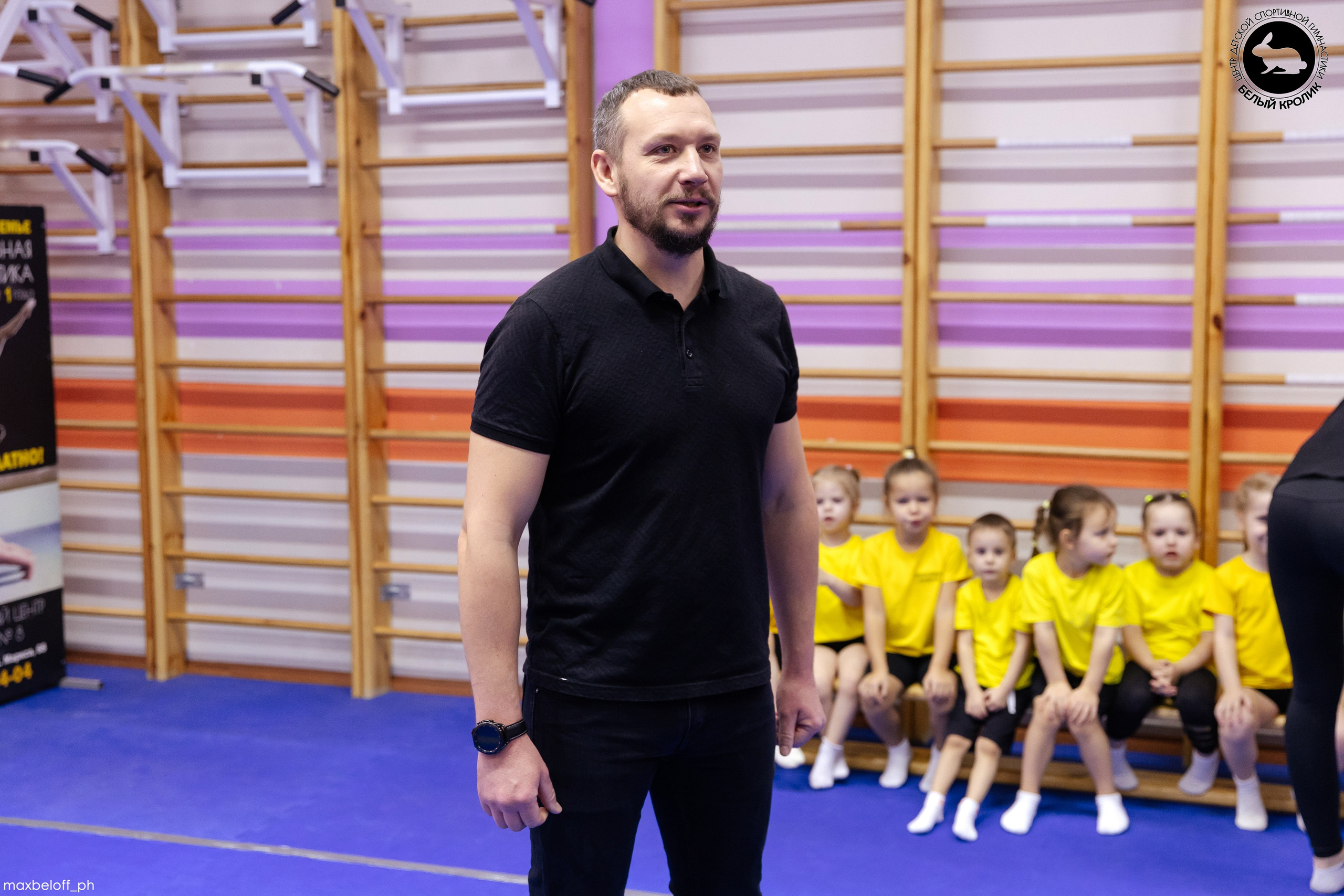 Белый кролик. Соревнования. Семейный фотограф — Макс Белогрудов