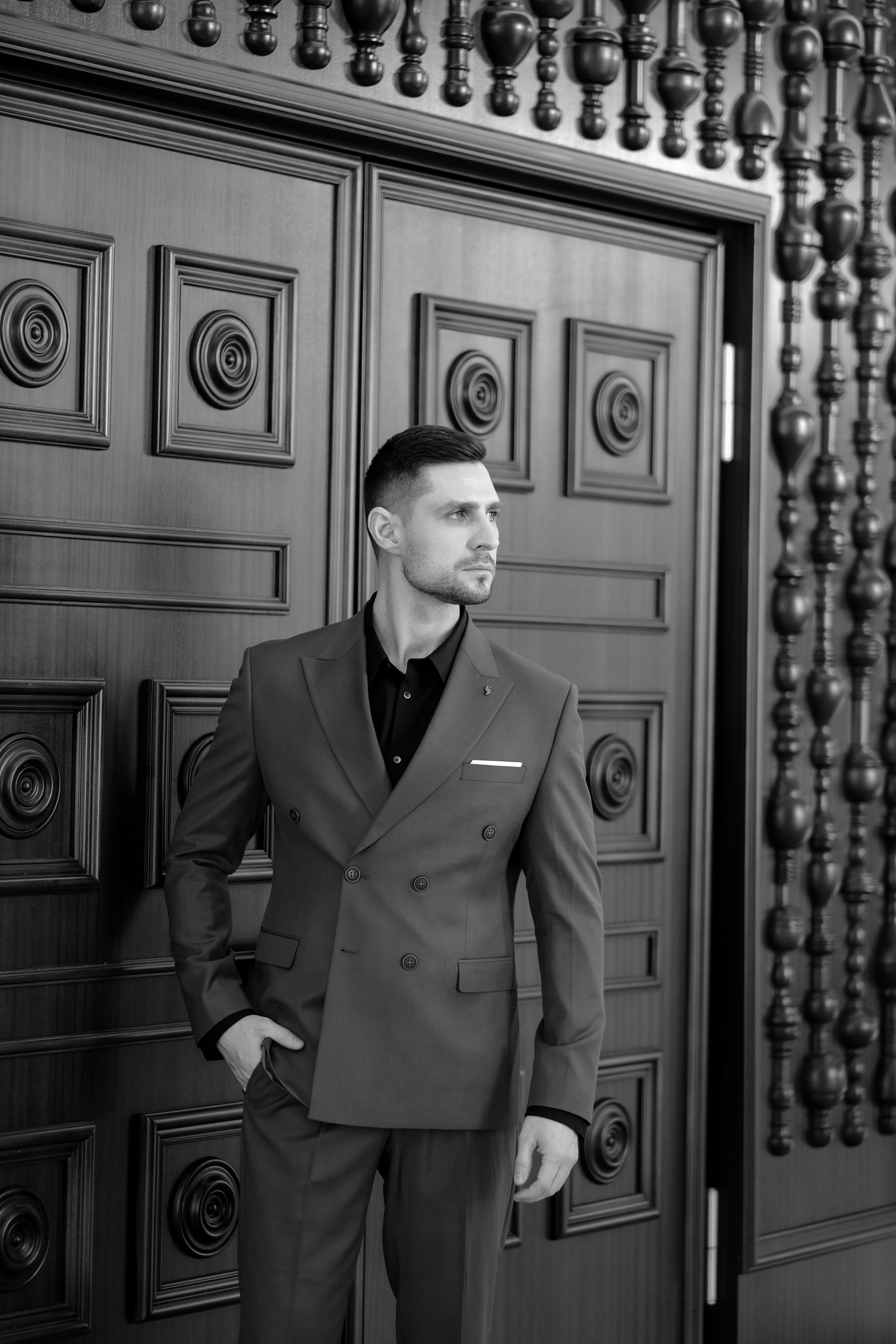 Свадебная фотосессия в театре драмы имени Наума Орлова. Свадебный фотограф в Челябинске Сырчикова Наталья