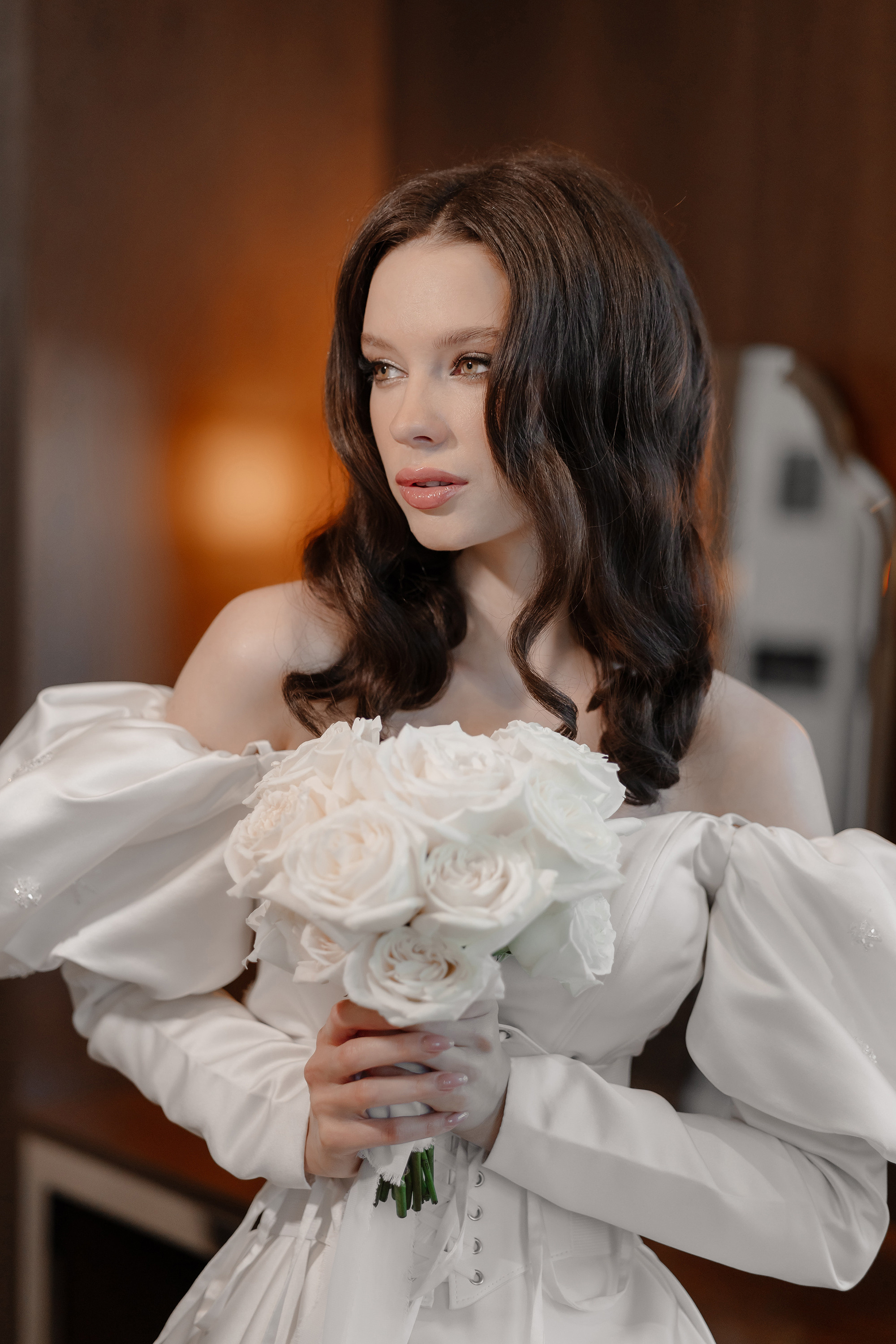 Фотосессия свадьбы на лестнице в Hyatt Regency Moscow Petrovsky Park. Свадебный и семейный фотограф в Москве Светлана Зоткина