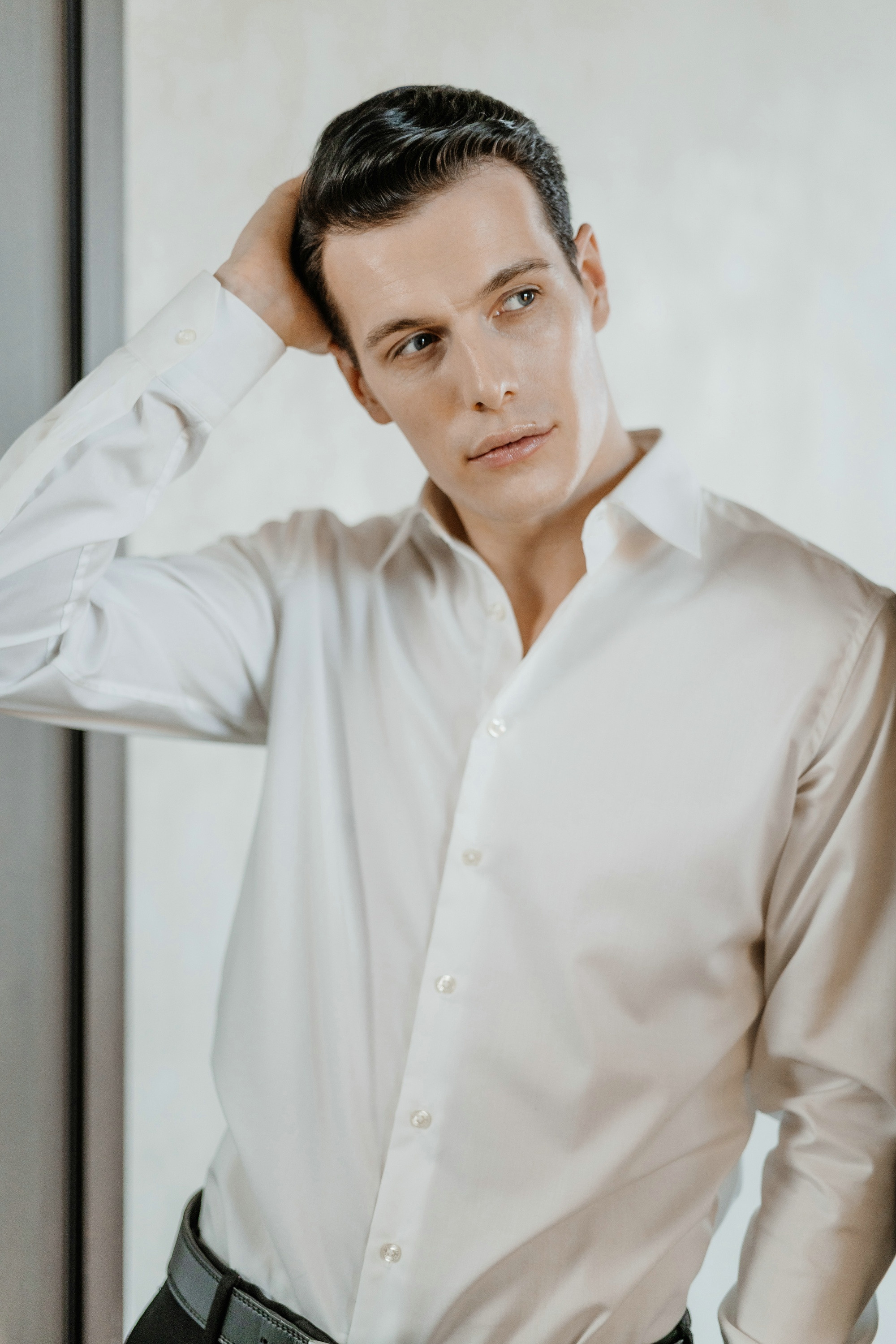 Фотосессия свадьбы на лестнице в Hyatt Regency Moscow Petrovsky Park. Свадебный и семейный фотограф в Москве Светлана Зоткина