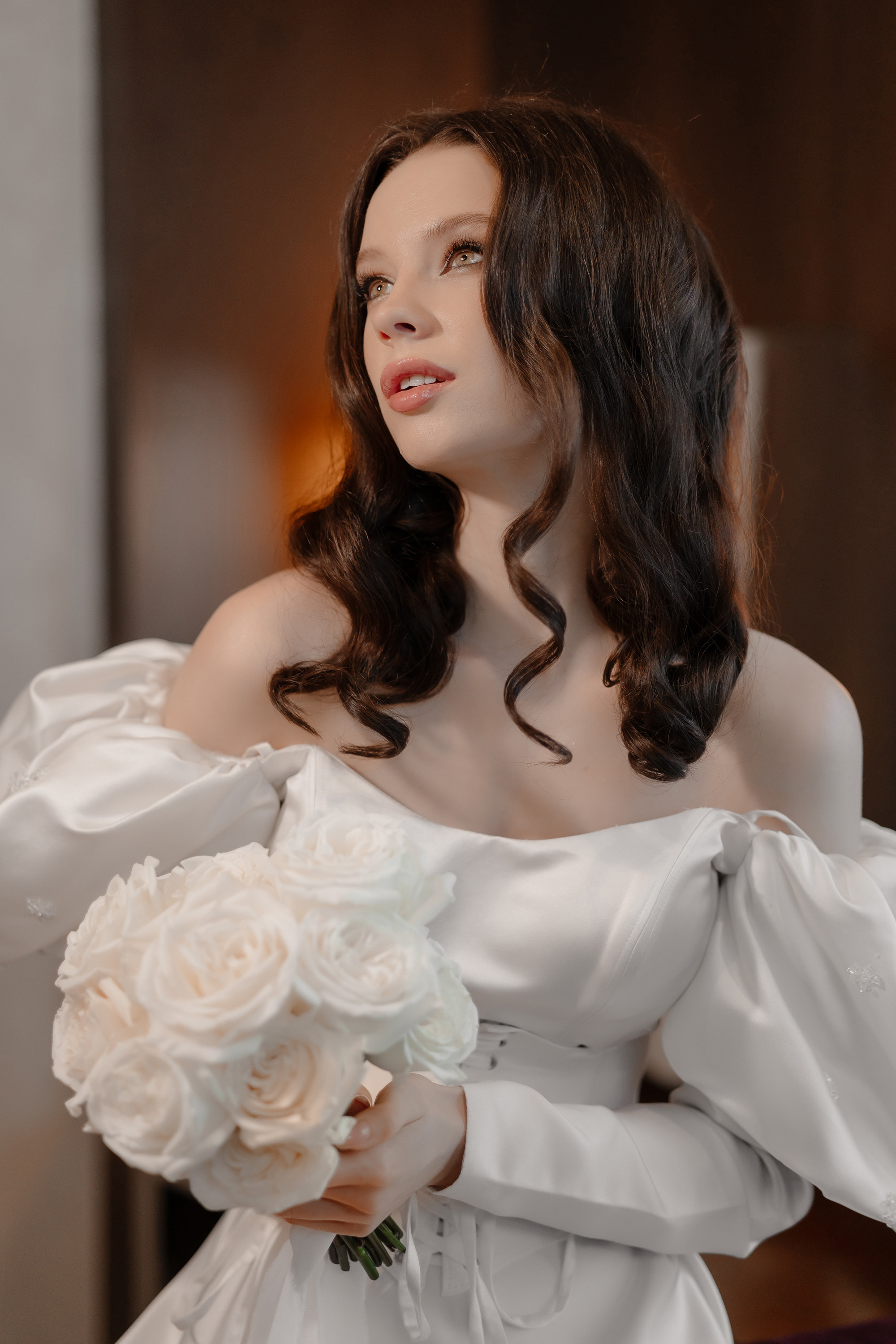 Фотосессия свадьбы на лестнице в Hyatt Regency Moscow Petrovsky Park. Свадебный и семейный фотограф в Москве Светлана Зоткина