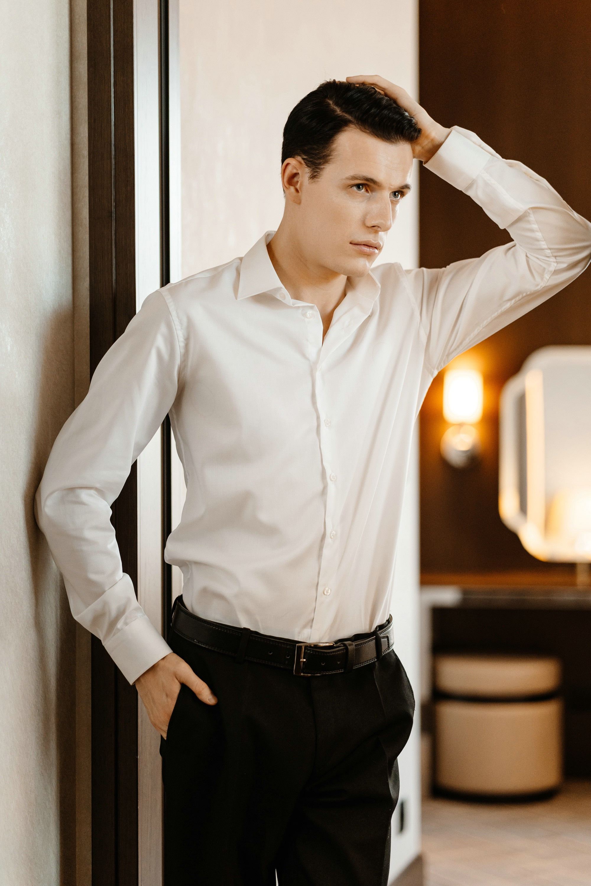 Фотосессия свадьбы на лестнице в Hyatt Regency Moscow Petrovsky Park. Свадебный и семейный фотограф в Москве Светлана Зоткина