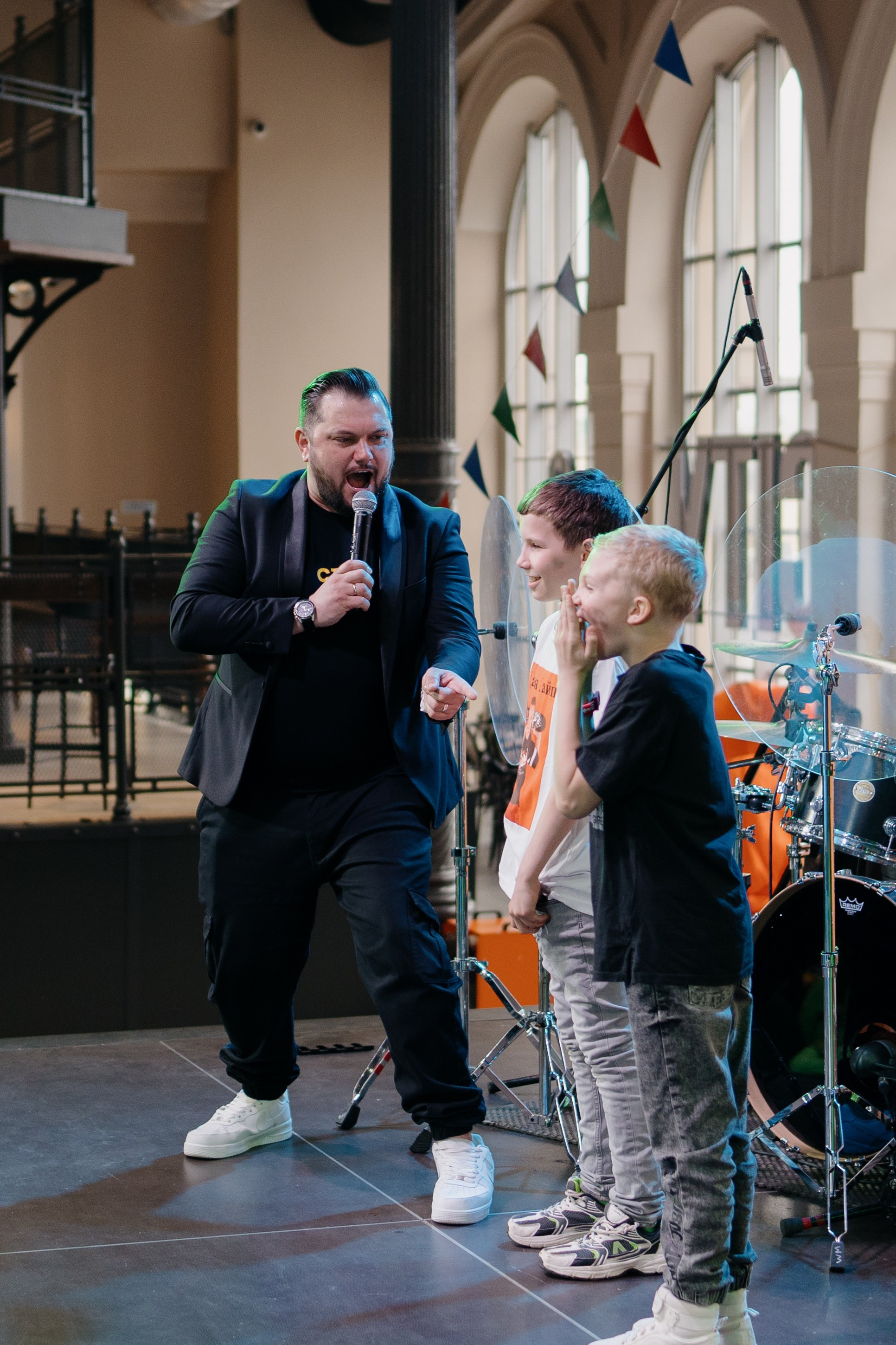 Три кота на «Каникулы с Комсомолкой» 04.05.24. Свадебный и семейный фотограф в Санкт-Петербурге Дмитрий Панин