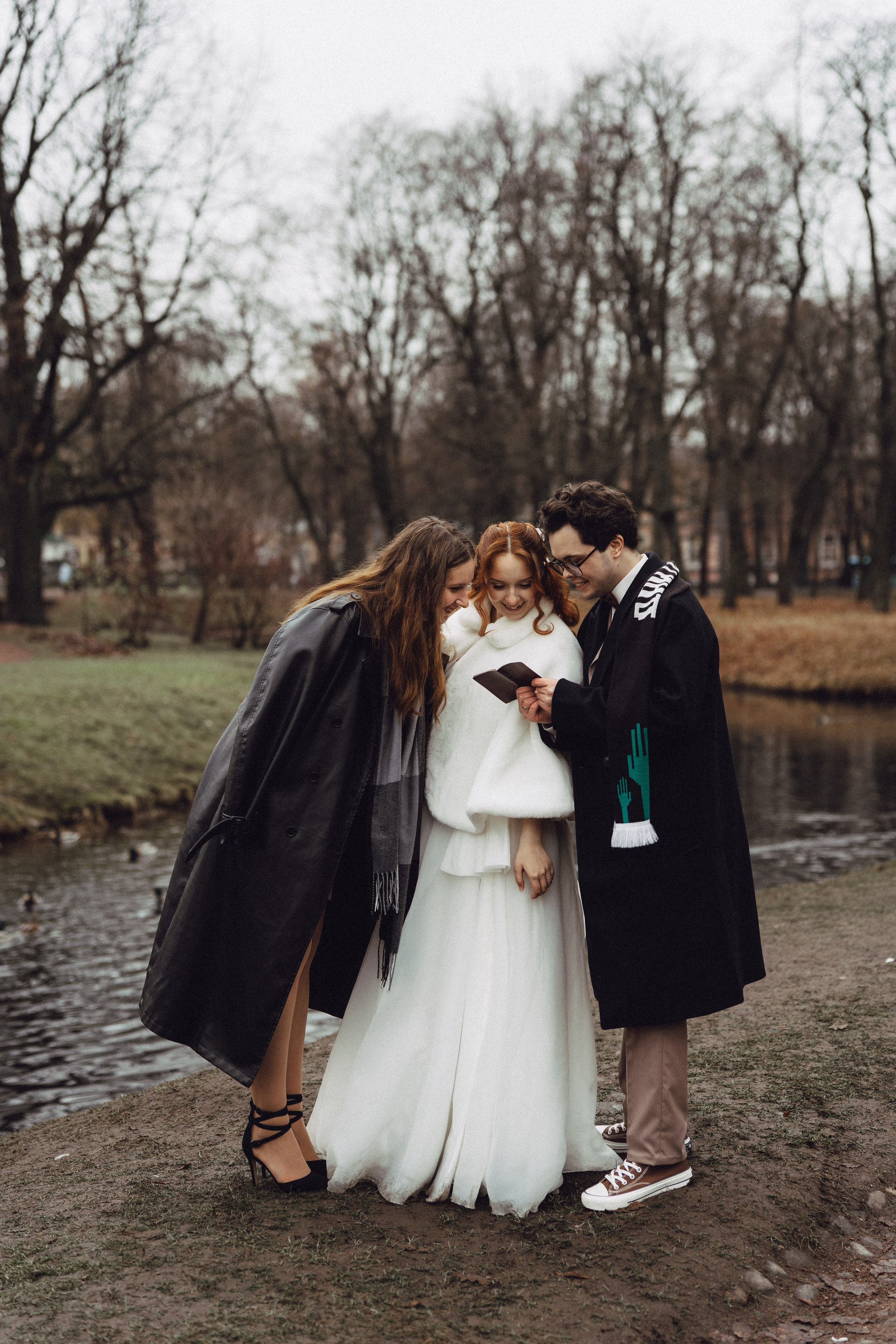 СВАДЕБНАЯ СЬЕМКА ВО ВТОРОМ ДВОРЦЕ С ГОСТЯМИ И ПРОГУЛКА В ТАВРИЧЕСКОМ САДУ. Профессиональный фотограф, Санкт-Петербург — Виктория Богомолова