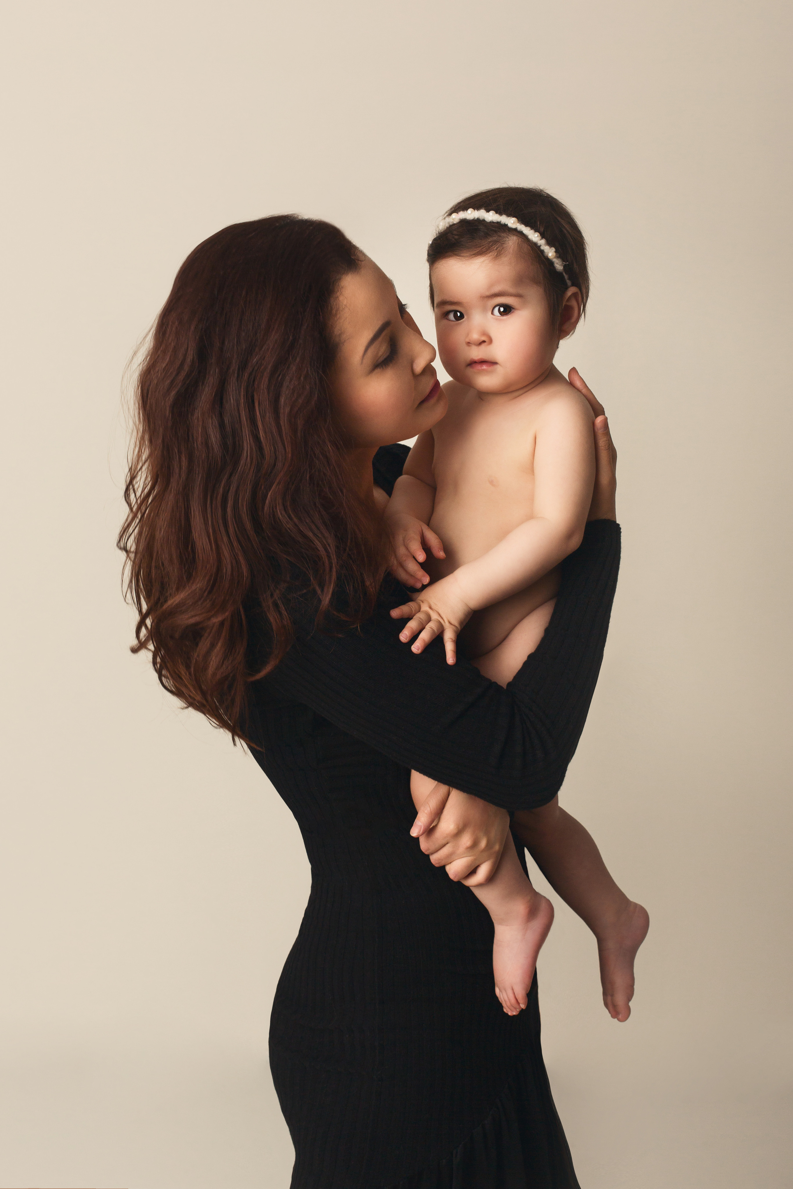 Мама и малыш. Фотограф беременности, новорождённых и деток до года в Актау