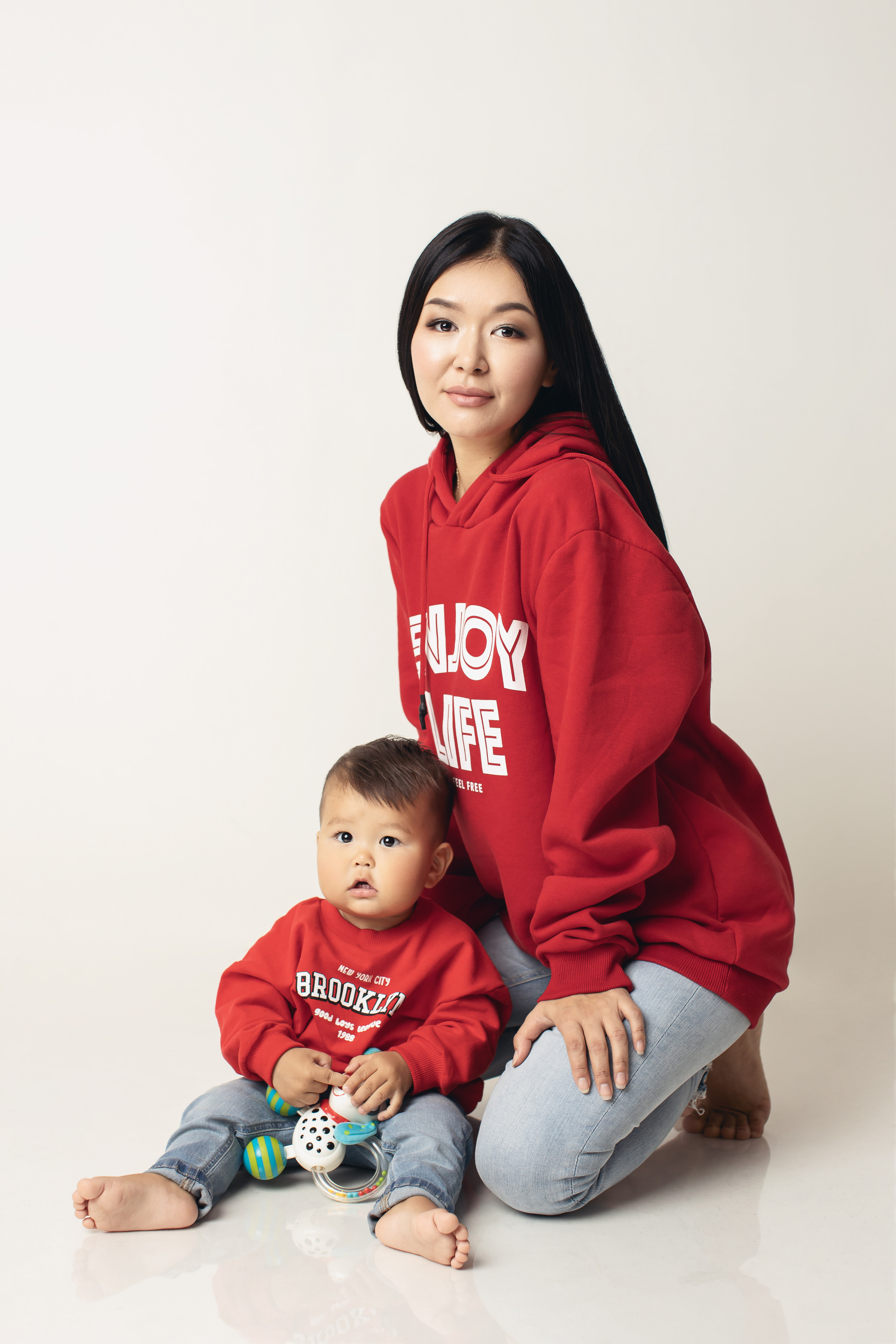 Мама и малыш. Фотограф беременности, новорождённых и деток до года в Актау