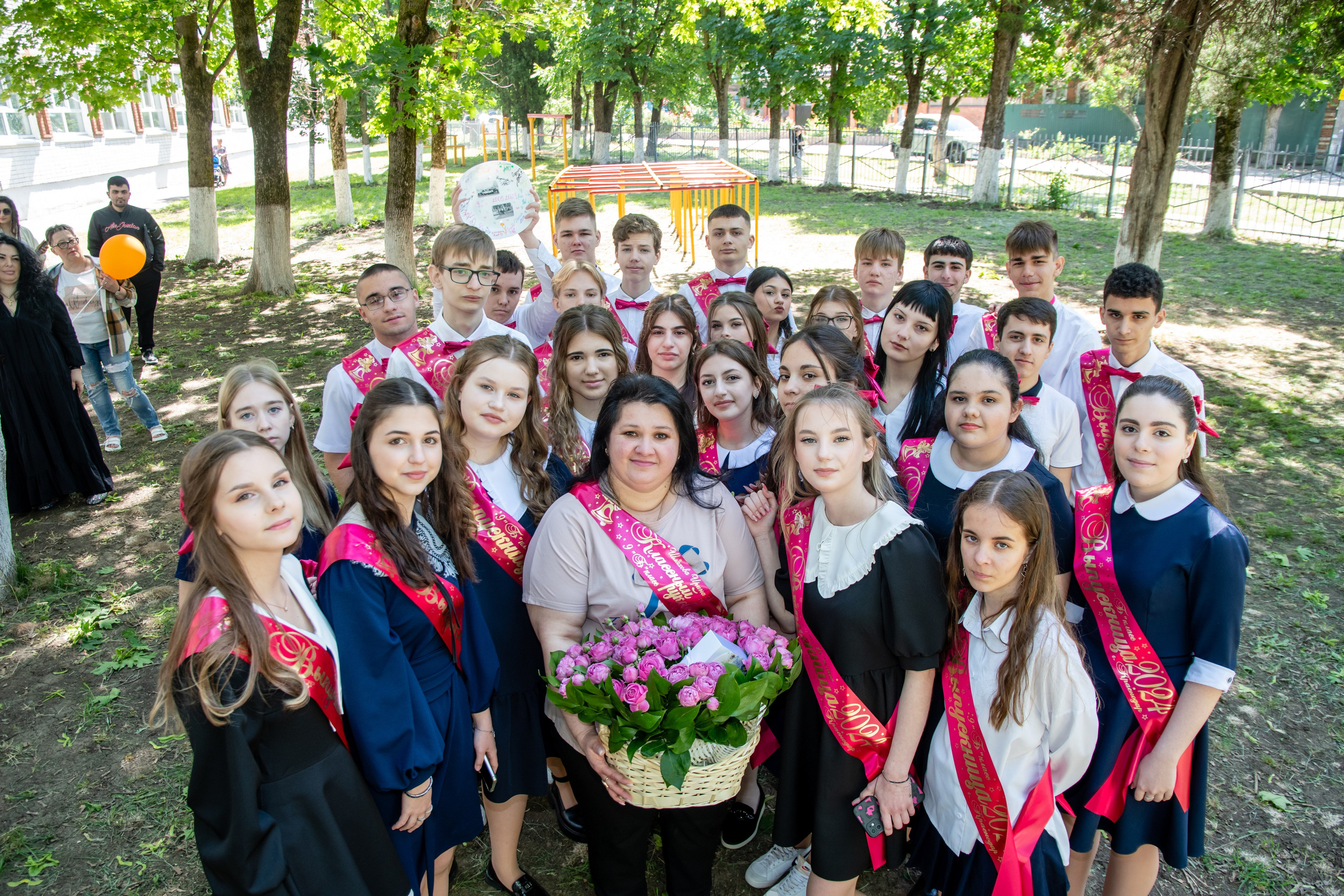 Фотограф на выпускной, последний звонок, вручение аттестатов. Вячеслав Скрипник Фотограф Краснодар
