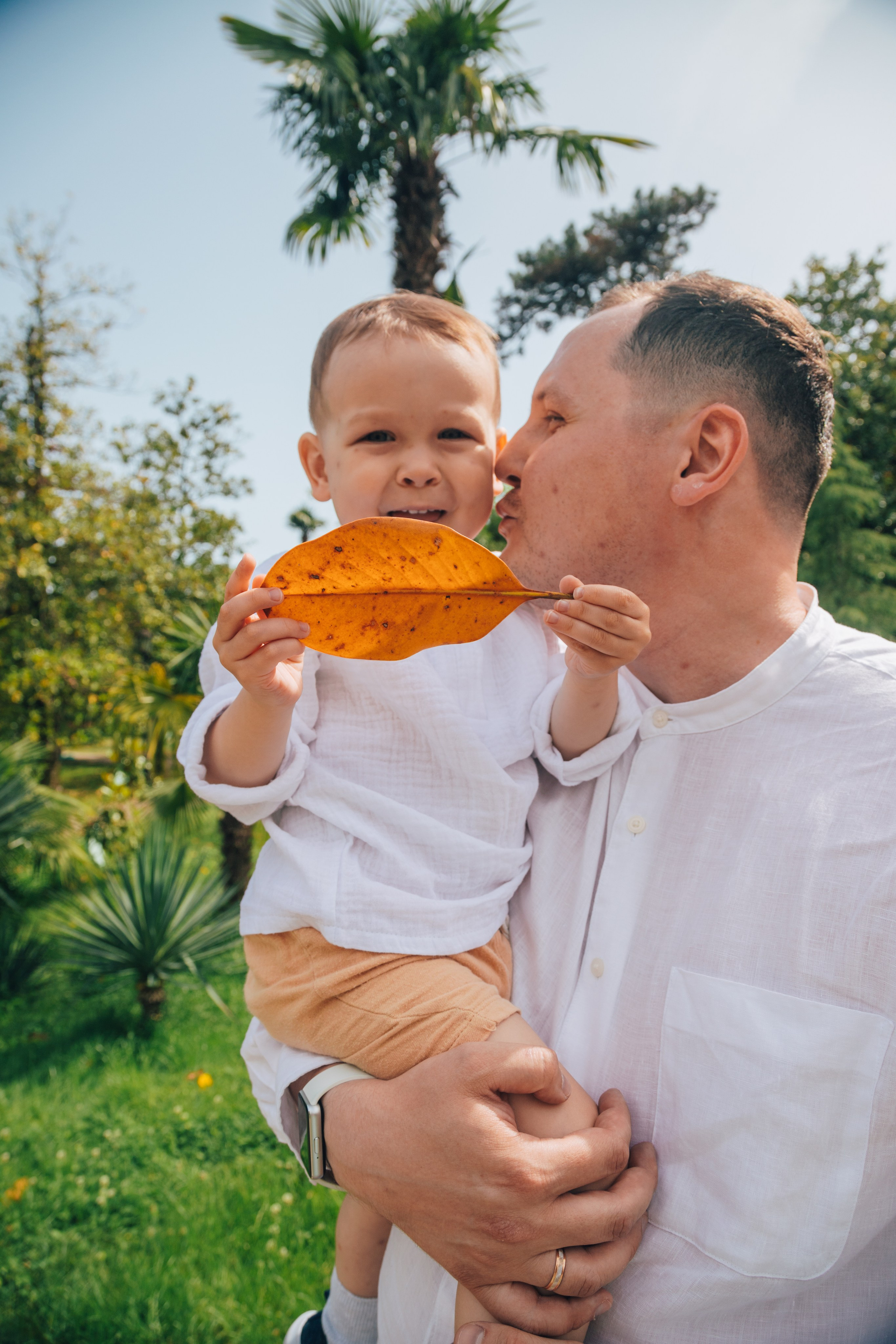 Дима, Ляйсан и Миша на Ривьере (Май 2025 г.). Фотограф Сочи, Адлер, Красная Поляна — Вероника Радченко