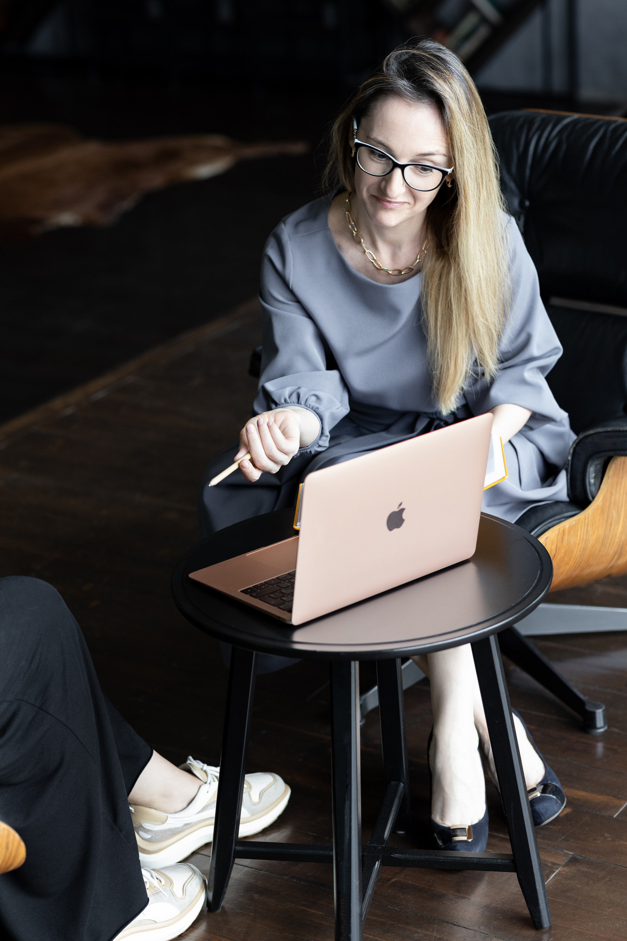 Контент-съемка для финансового консультанта. Портретный фотограф Екатерина Лысенко, Москва